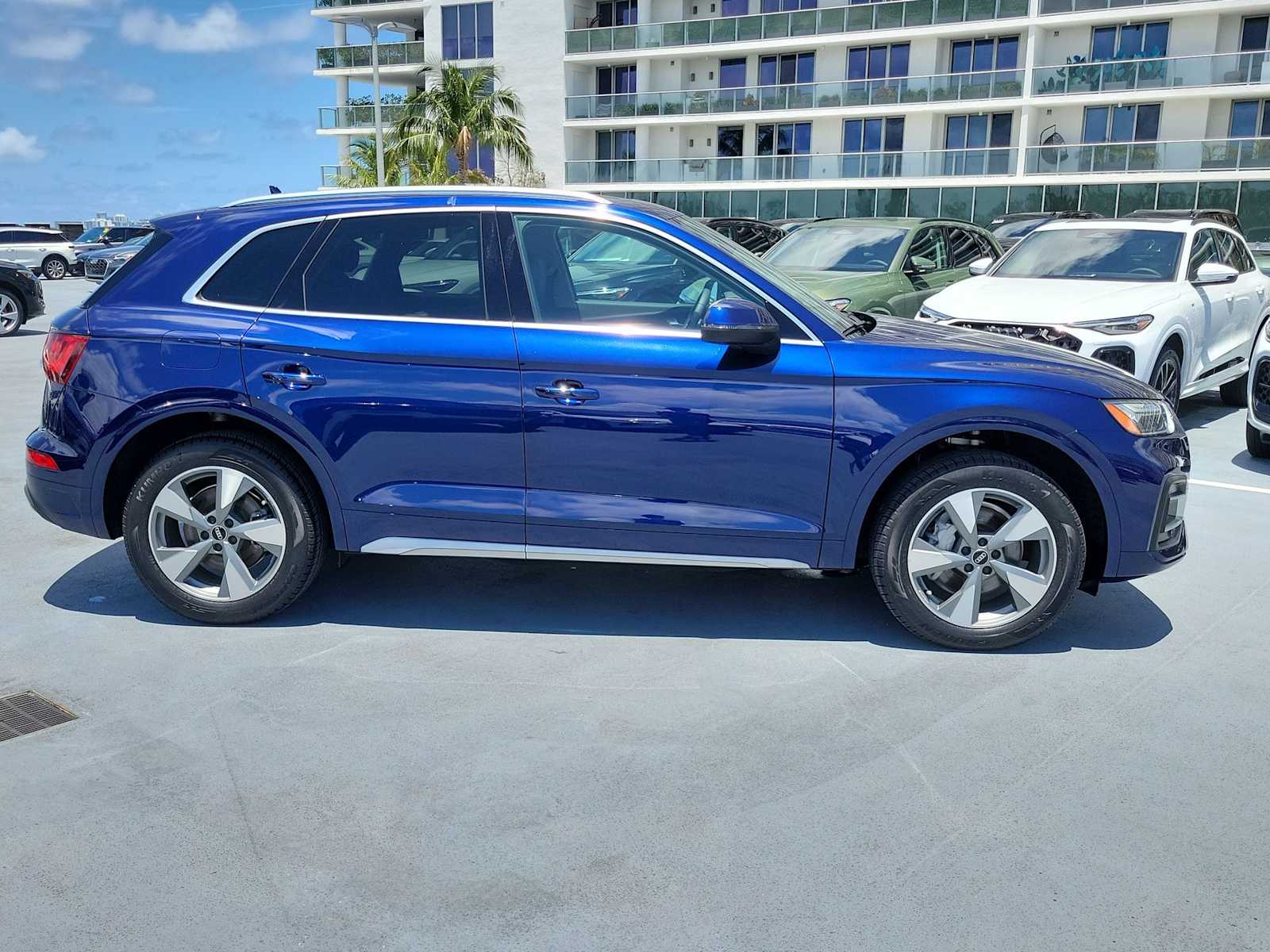 Thumbnail: 2024 Audi Q5 - 6