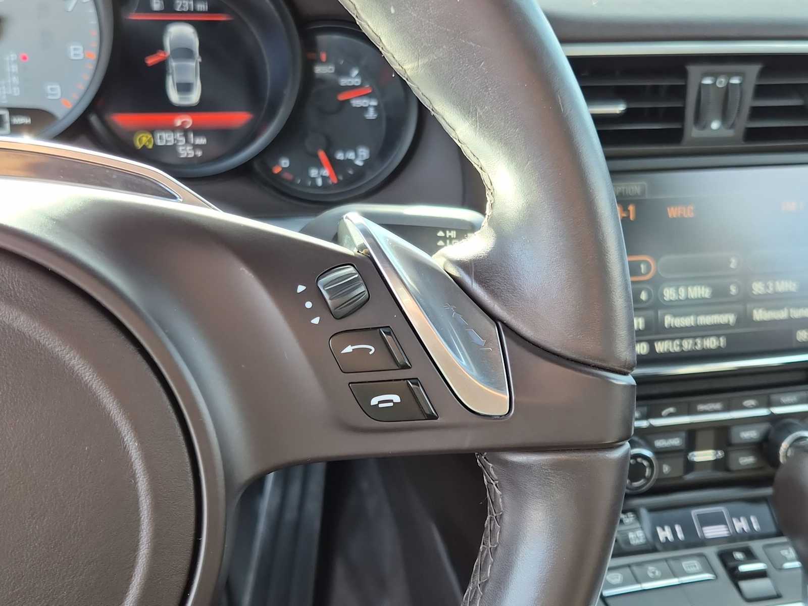 Thumbnail: 2012 Porsche 911 - 19