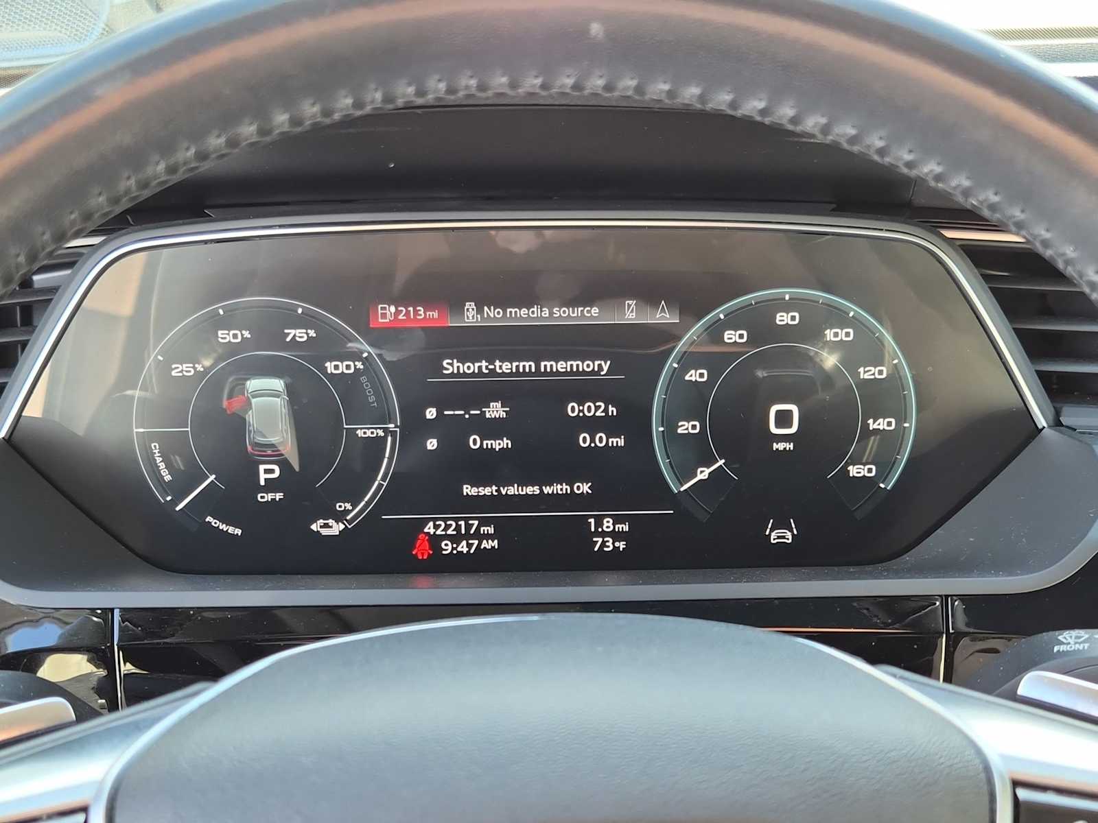 Thumbnail: 2021 Audi e-tron - 26