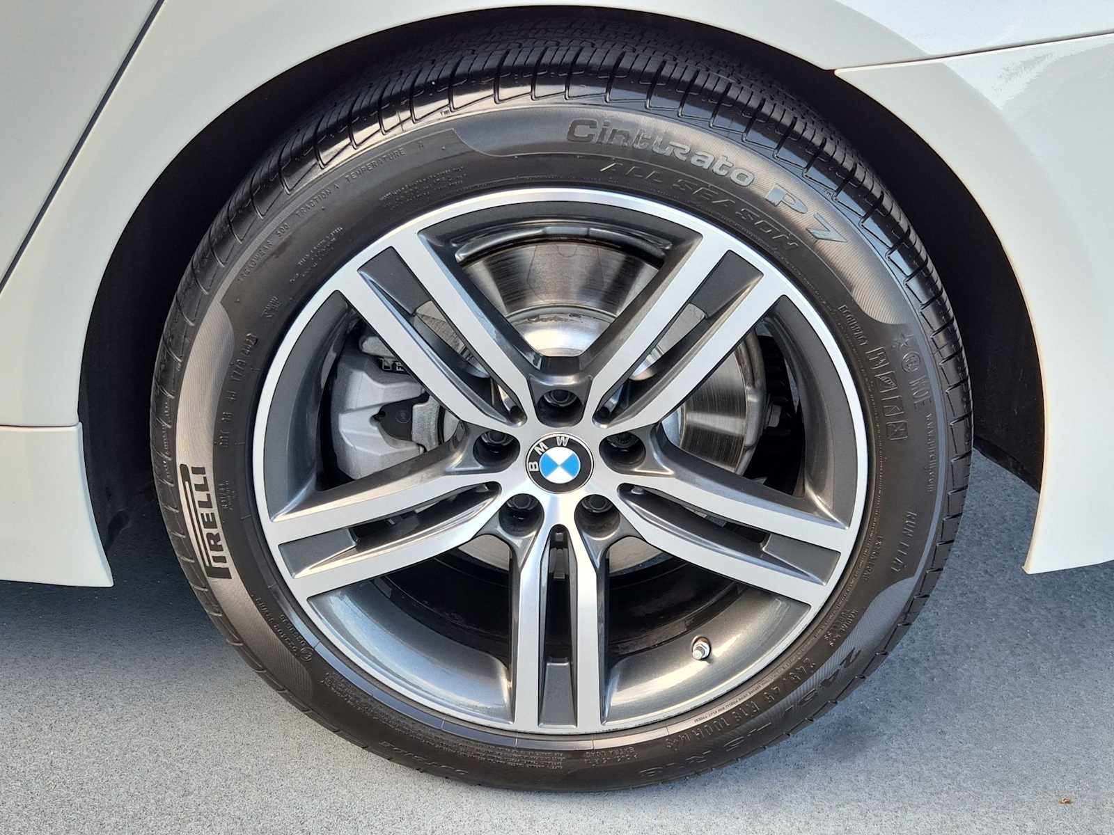 Thumbnail: 2021 BMW 5 Series - 12