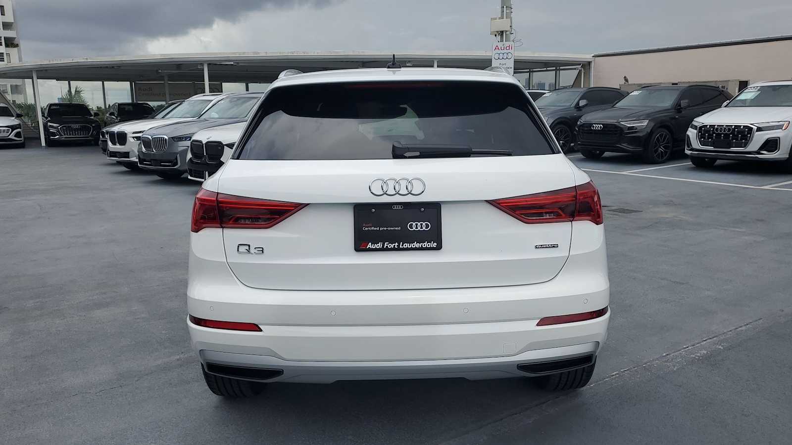Thumbnail: 2023 Audi Q3 - 5