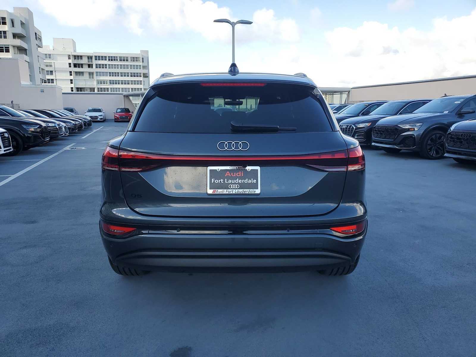 2025 Audi Q6 e-tron Premium Plus 5