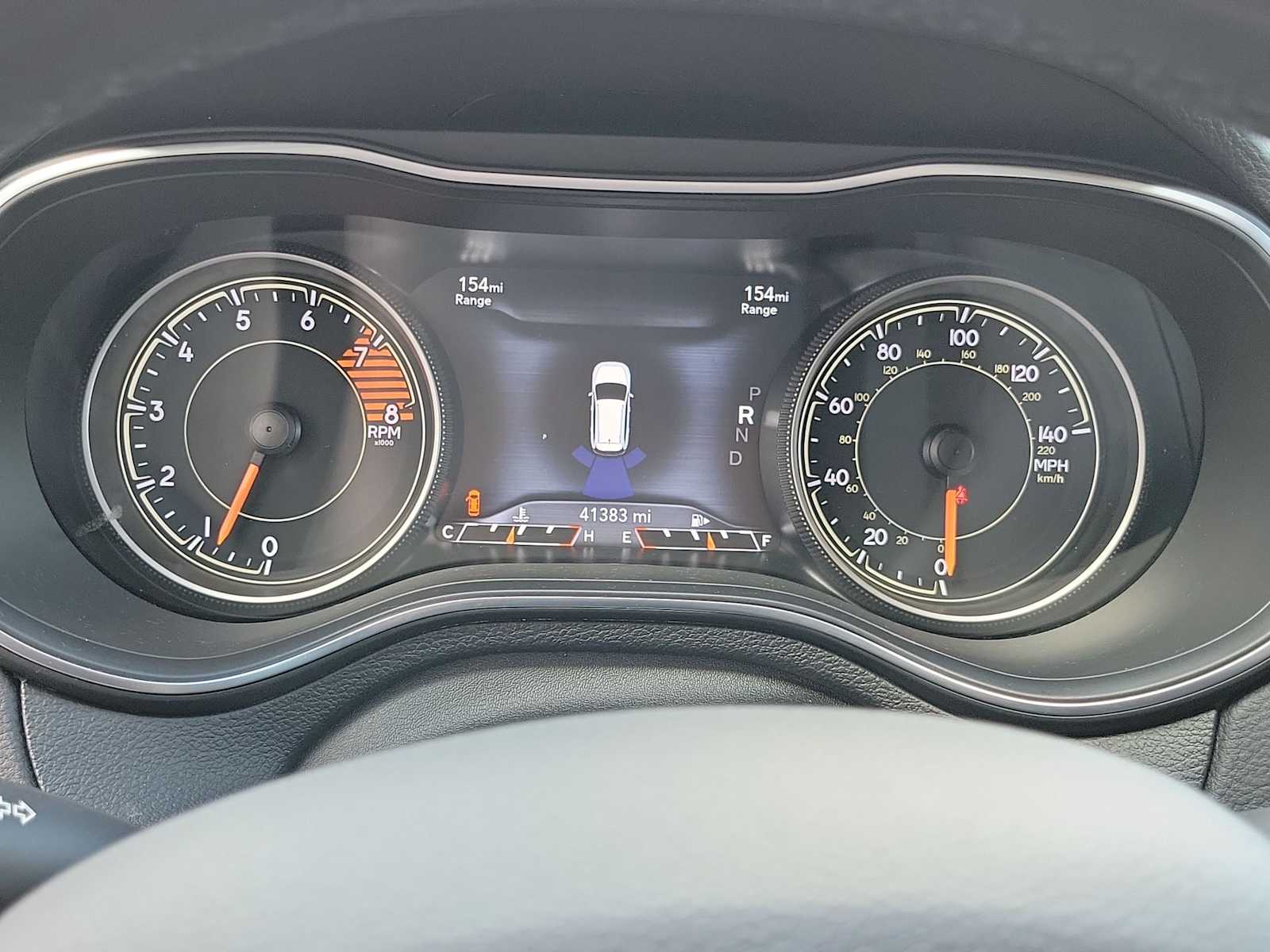 Thumbnail: 2020 Jeep Cherokee - 30