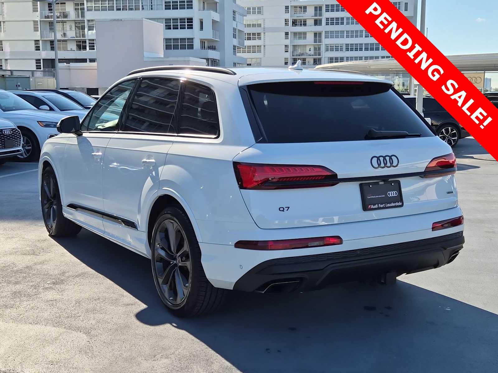 Thumbnail: 2025 Audi Q7 - 4
