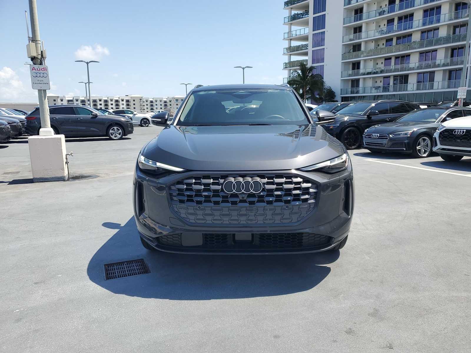 2025 Audi Q5 Premium Plus 9