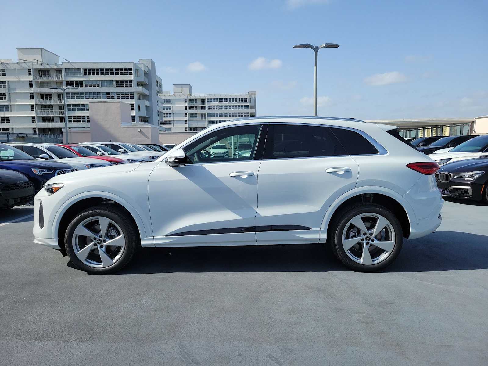 Thumbnail: 2026 Audi Q5 - 3