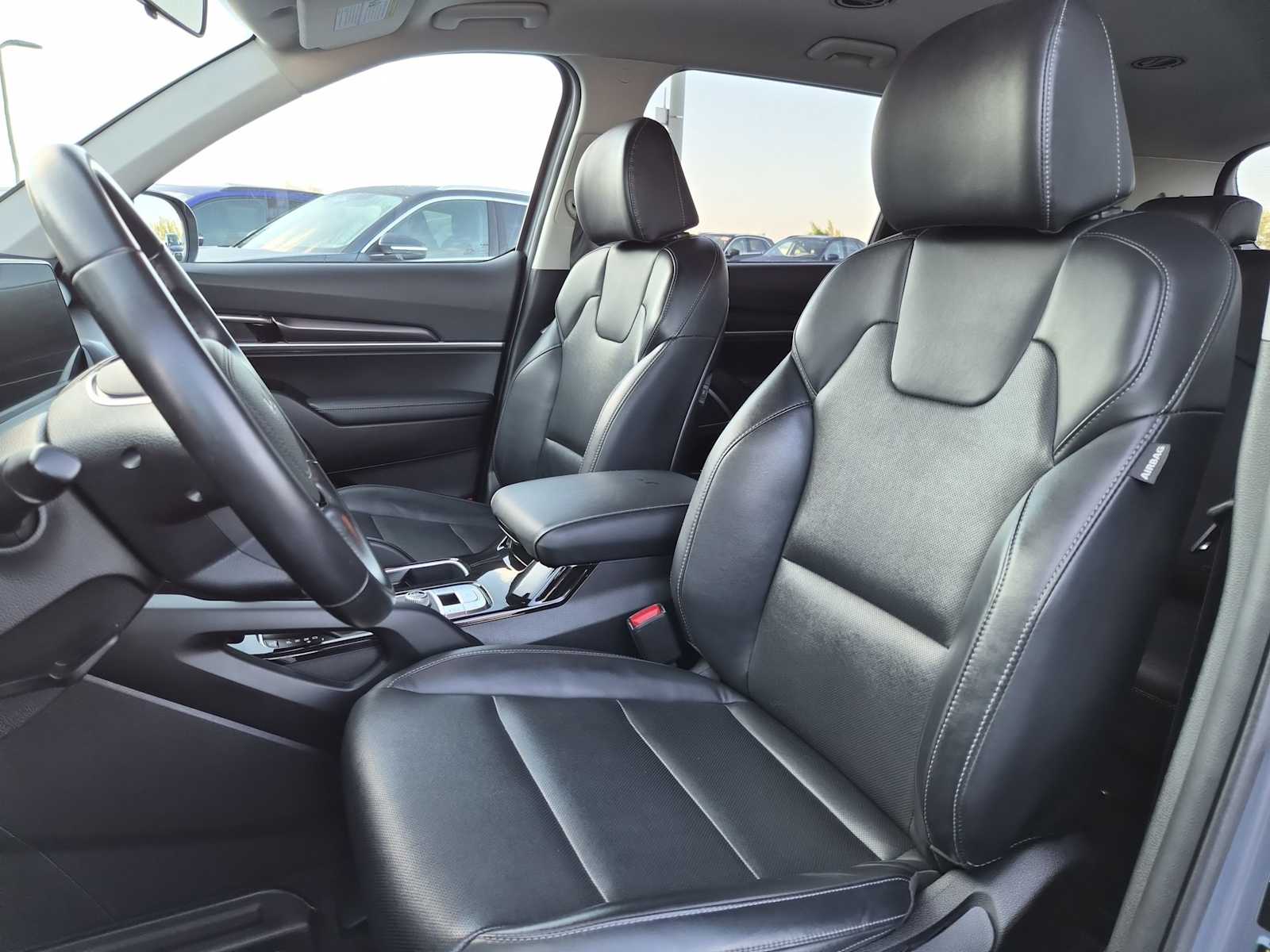 Thumbnail: 2023 Kia Telluride - 14