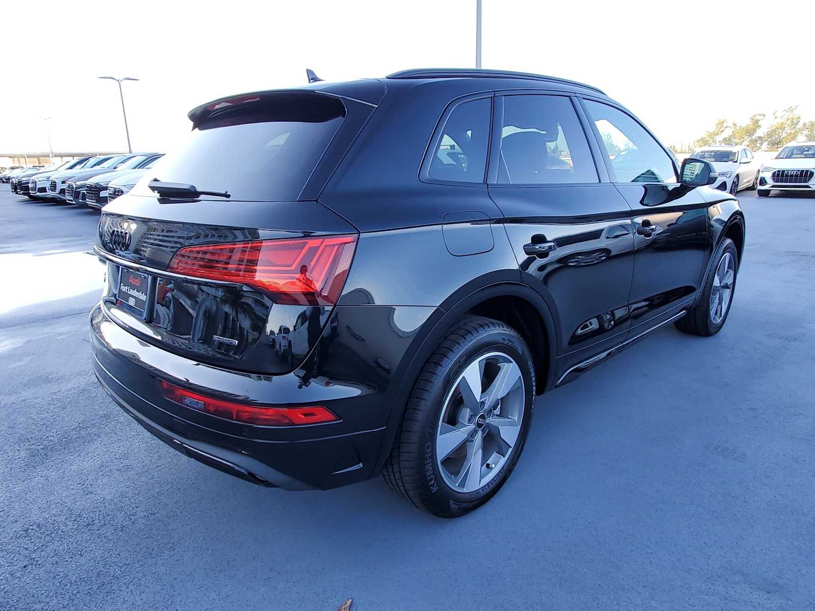 Thumbnail: 2024 Audi Q5 - 6