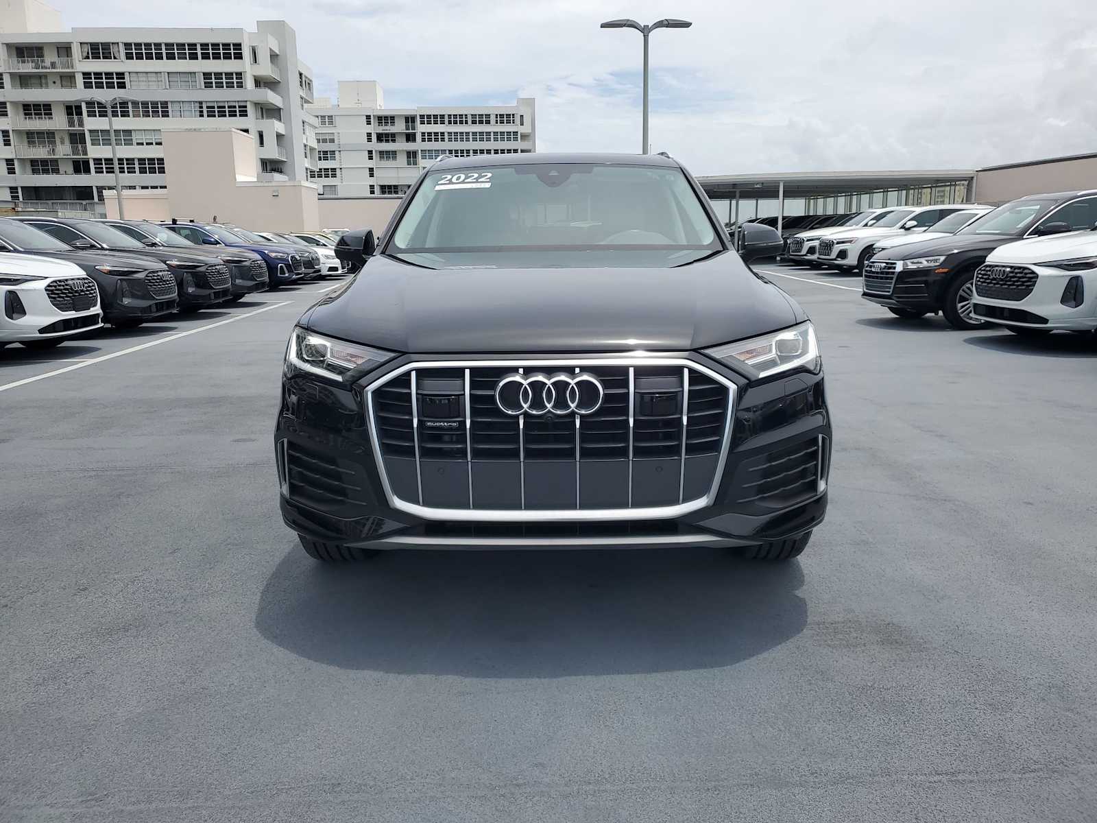 Thumbnail: 2022 Audi Q7 - 9