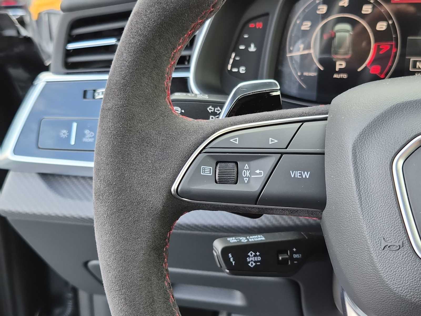 Thumbnail: 2026 Audi RS Q8 - 21