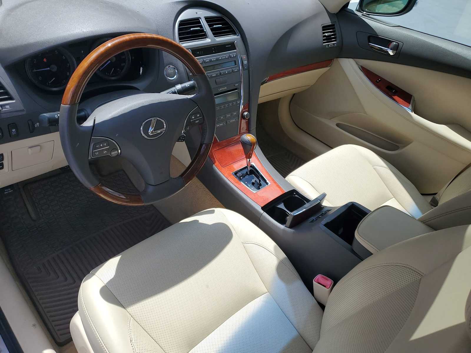 Thumbnail: 2012 Lexus ES - 2