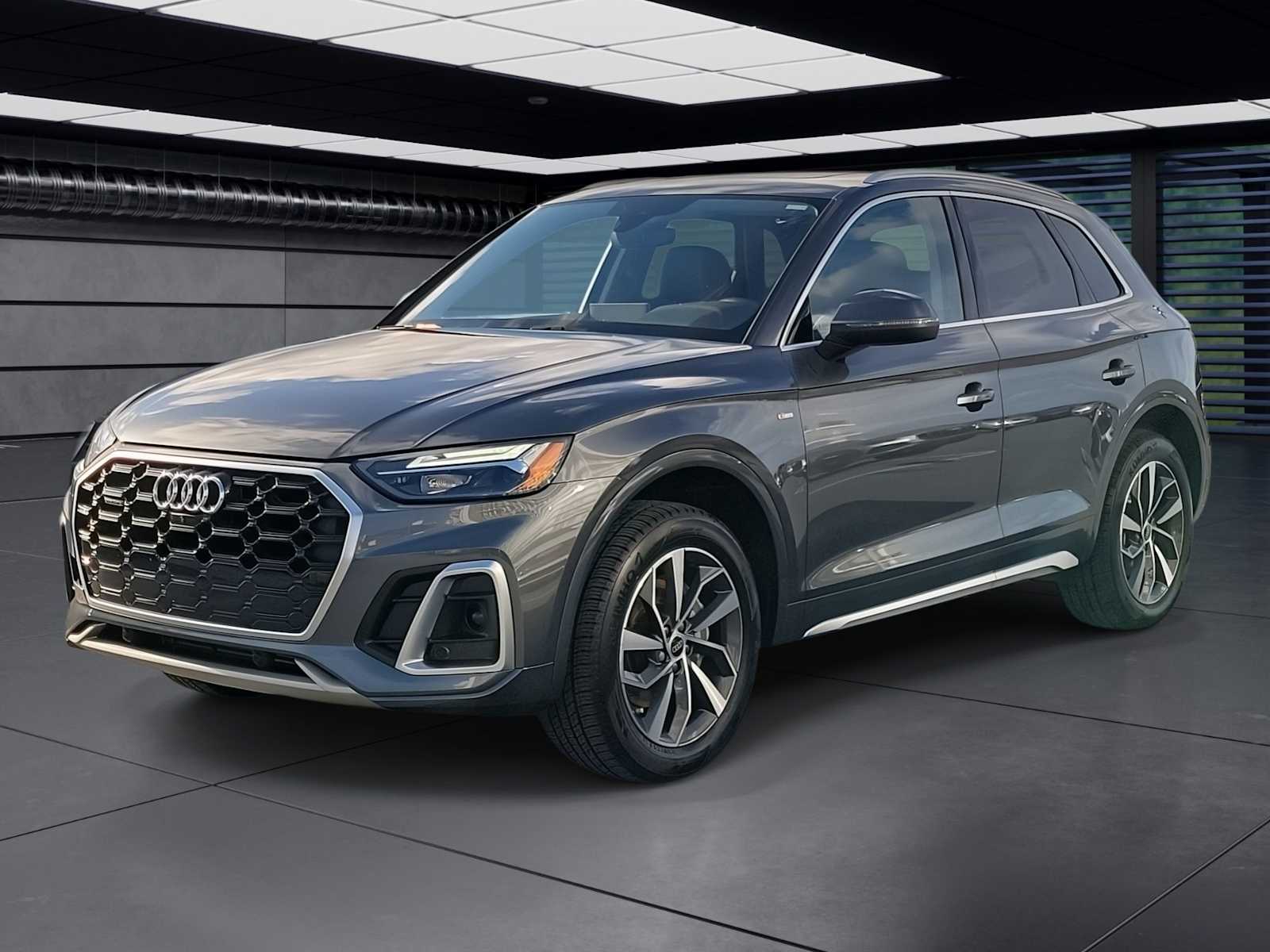 2023 Audi Q5 Premium Plus