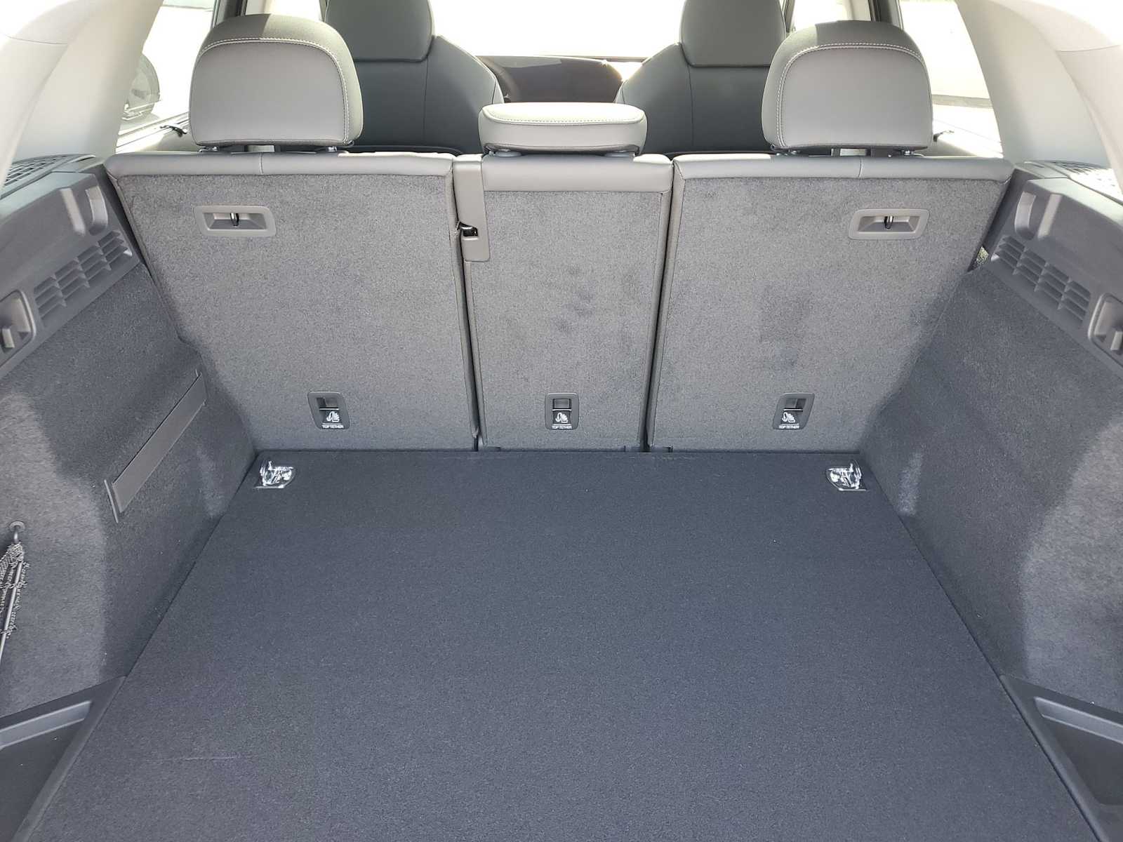 Thumbnail: 2025 Audi Q5 - 26