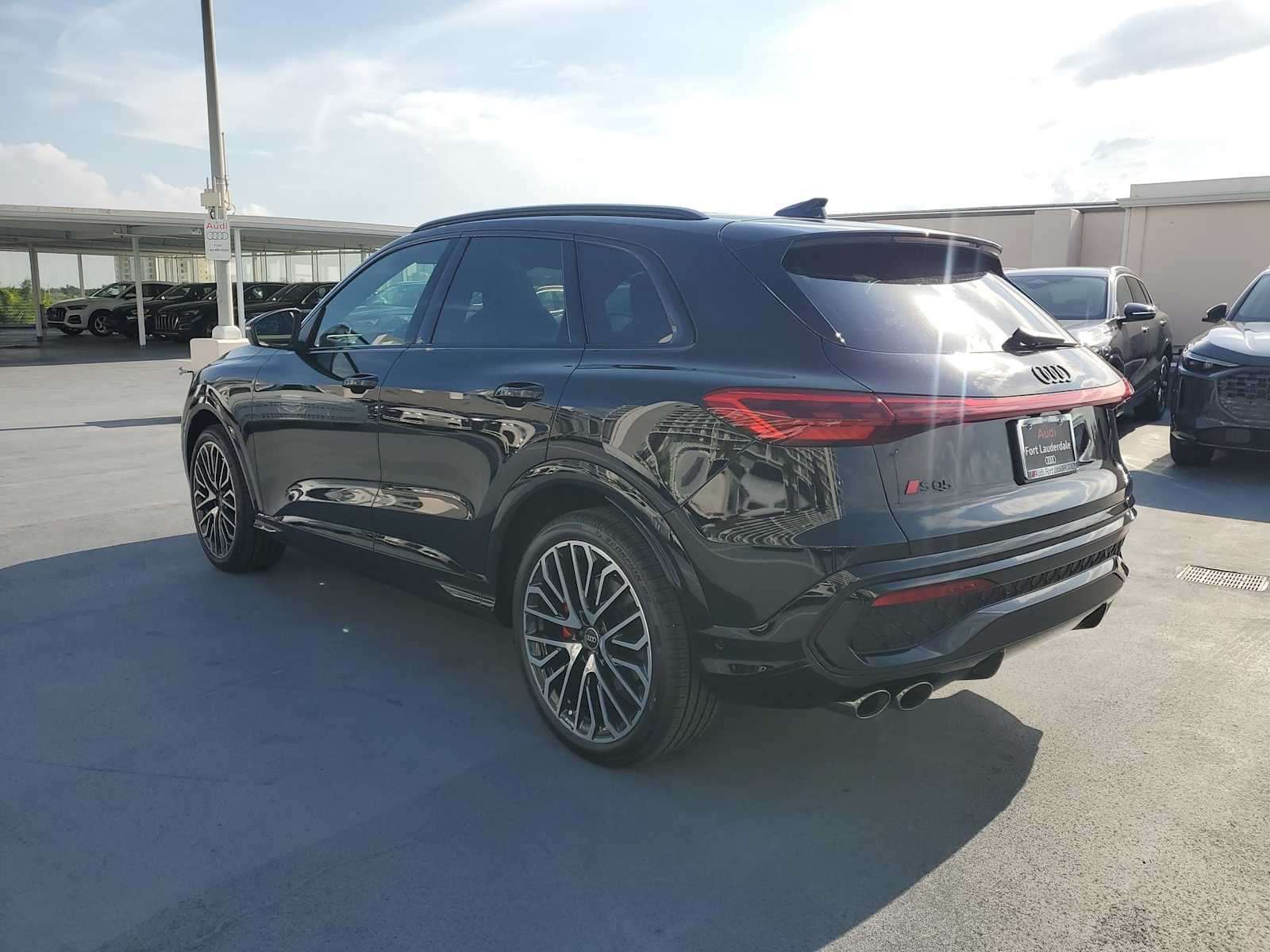 2025 Audi SQ5 Premium Plus 4