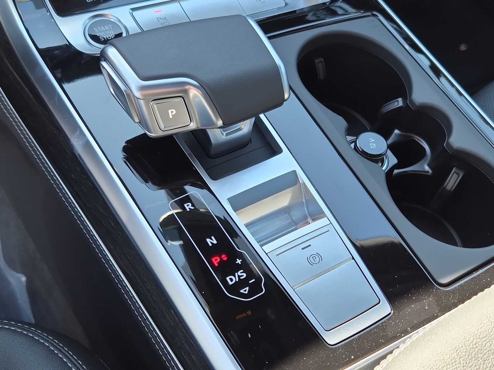 Thumbnail: 2026 Audi Q7 - 25