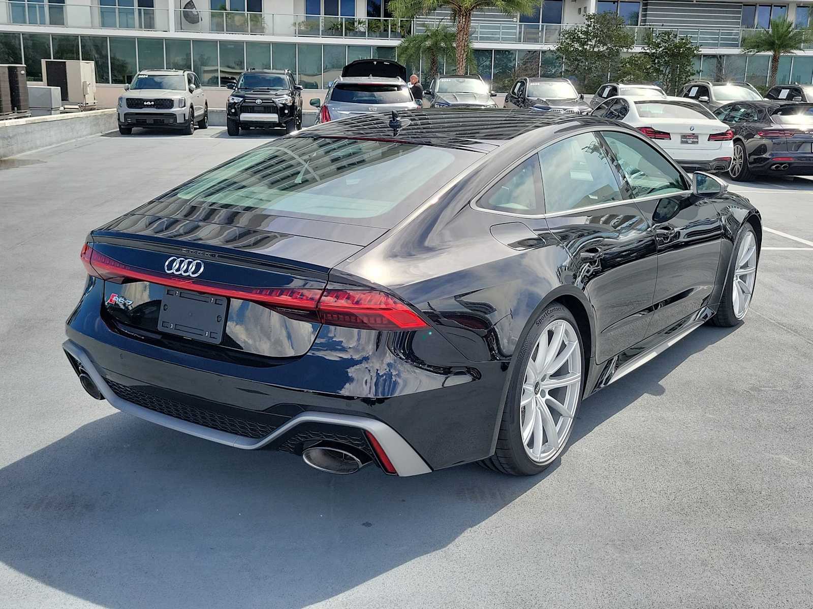 Thumbnail: 2026 Audi RS 7 - 6