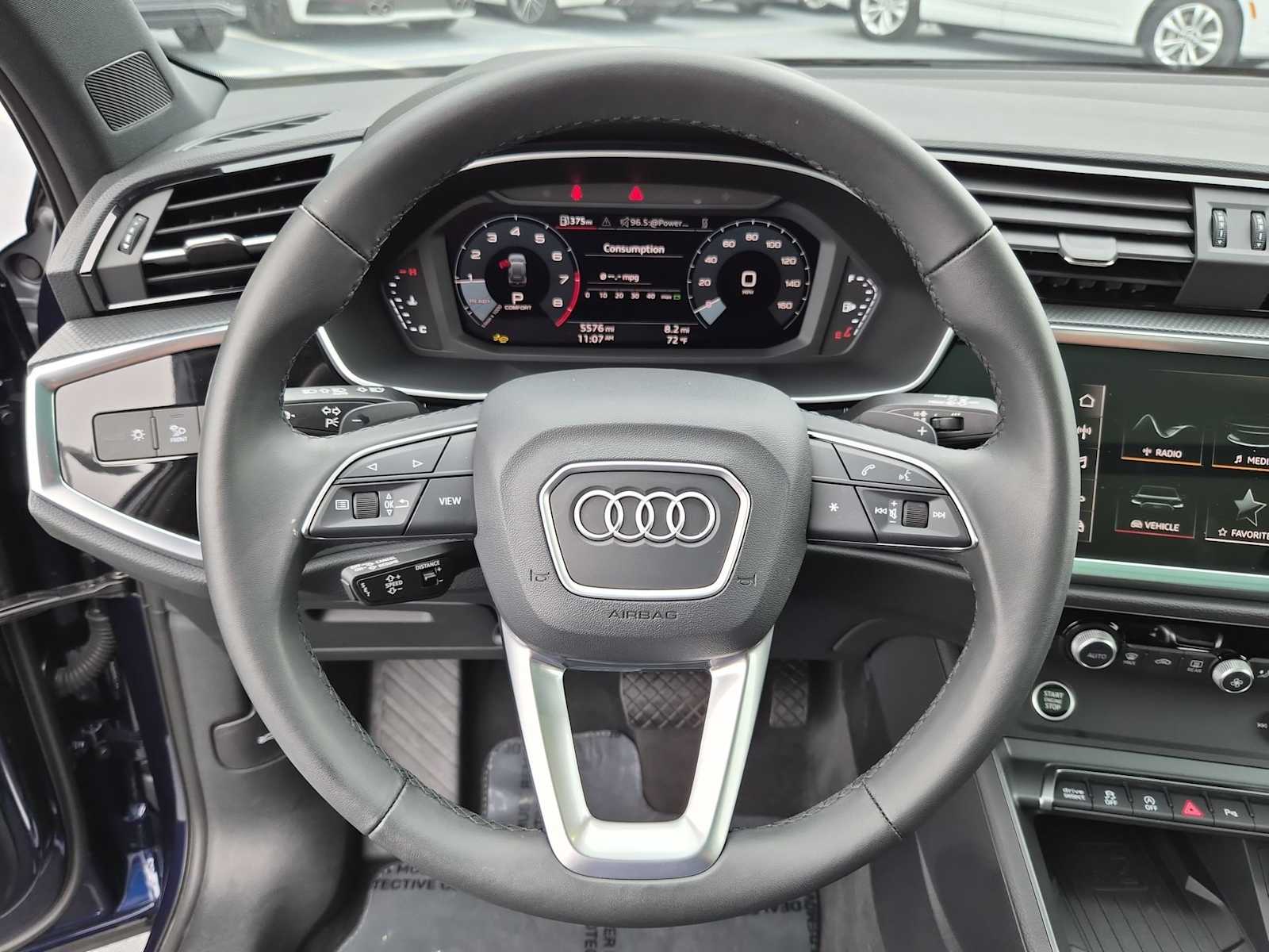 Thumbnail: 2025 Audi Q3 - 20