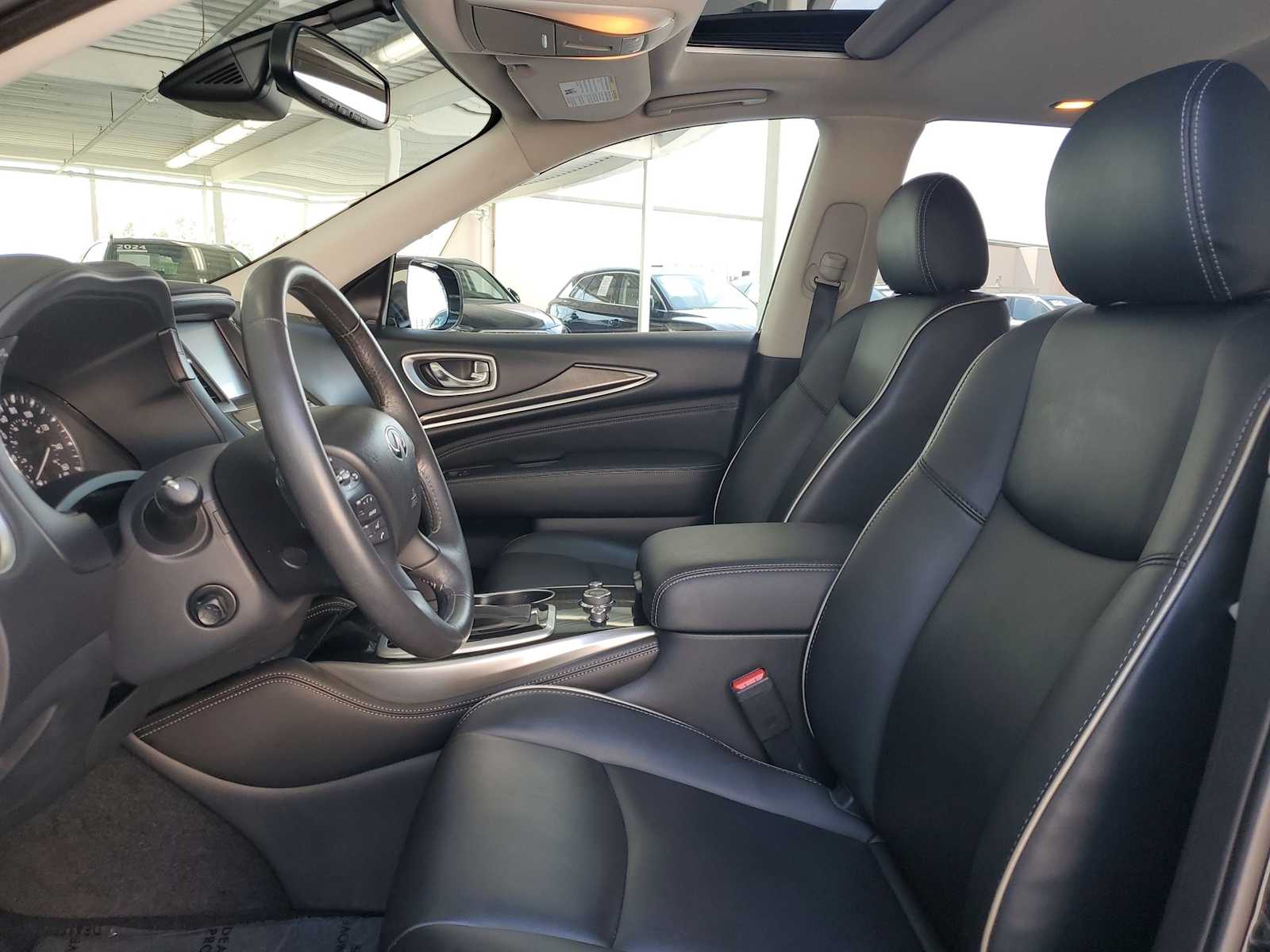 Thumbnail: 2019 INFINITI QX60 - 12