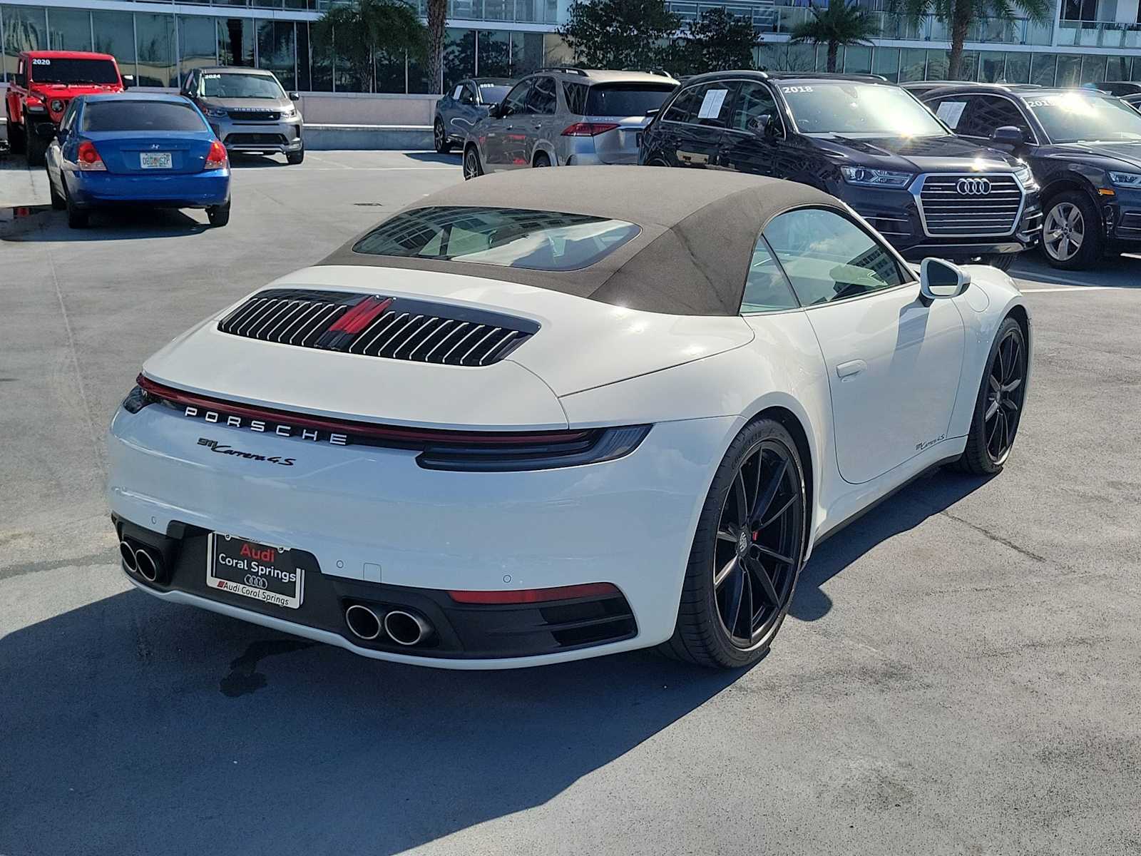 Thumbnail: 2020 Porsche 911 - 6