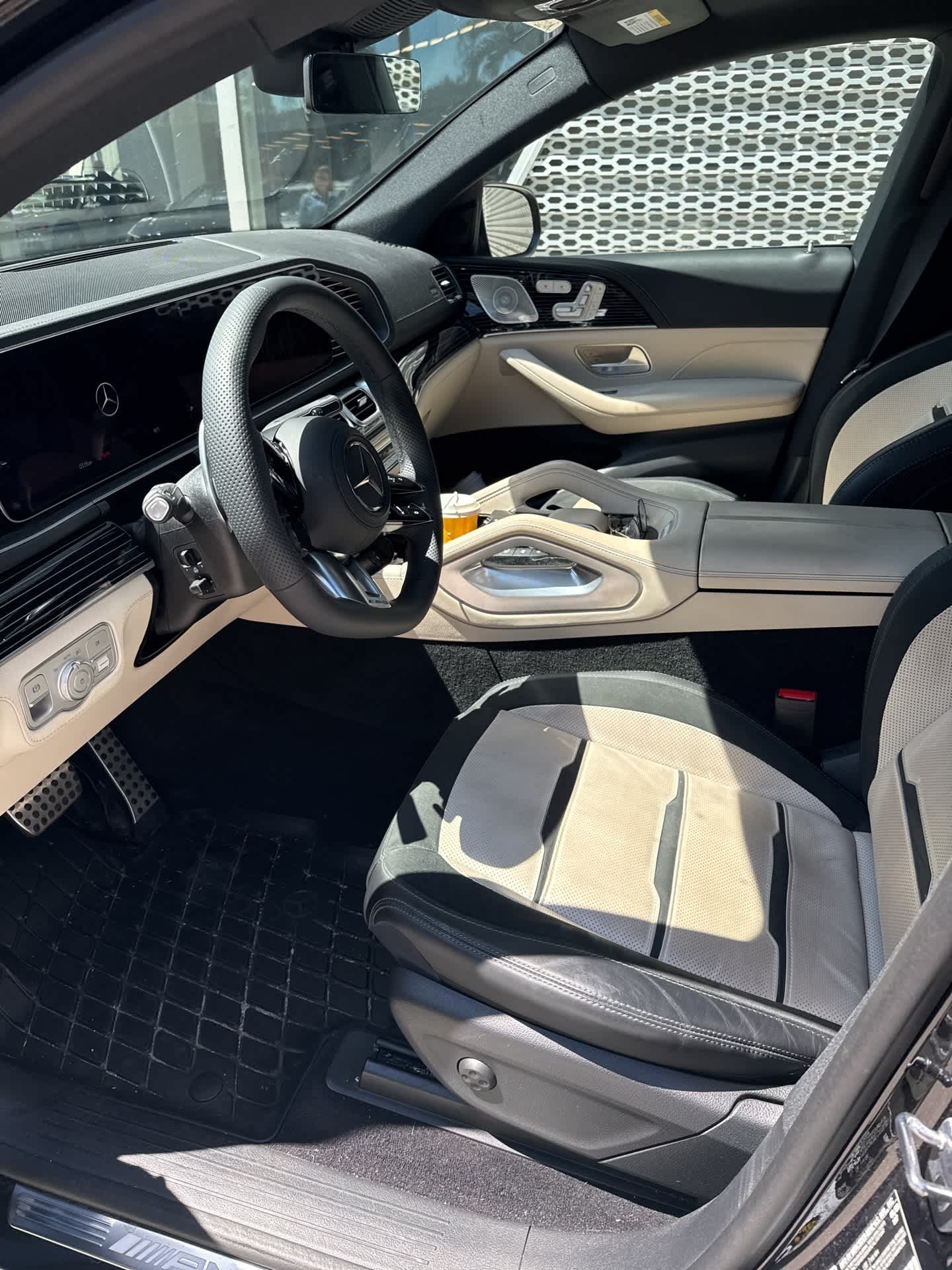 Thumbnail: 2024 Mercedes-Benz GLE - 3