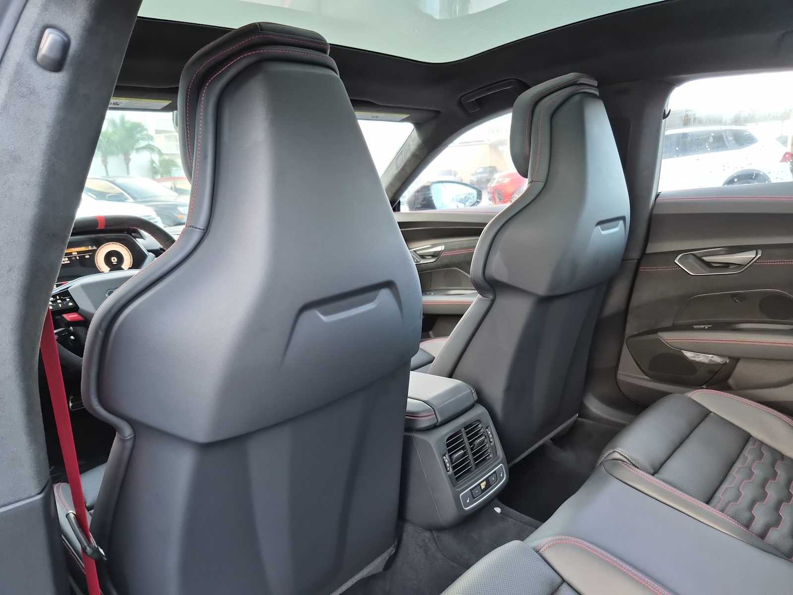 Thumbnail: 2026 Audi RS e-tron GT - 16