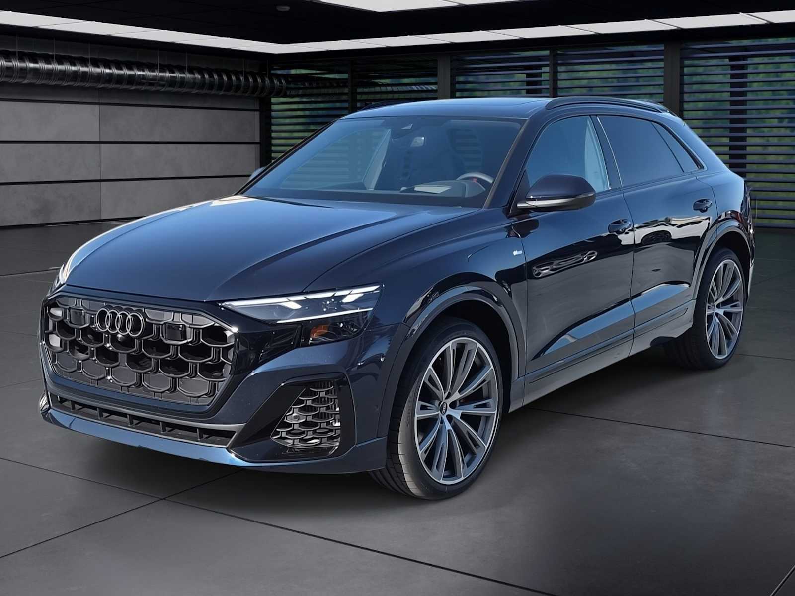 Thumbnail: 2026 Audi Q8 - 1