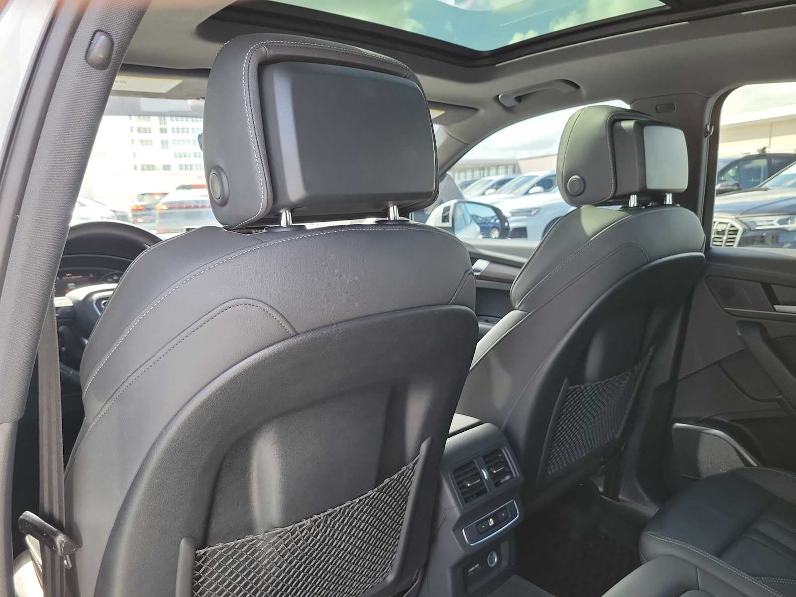 Thumbnail: 2021 Audi Q5 - 17