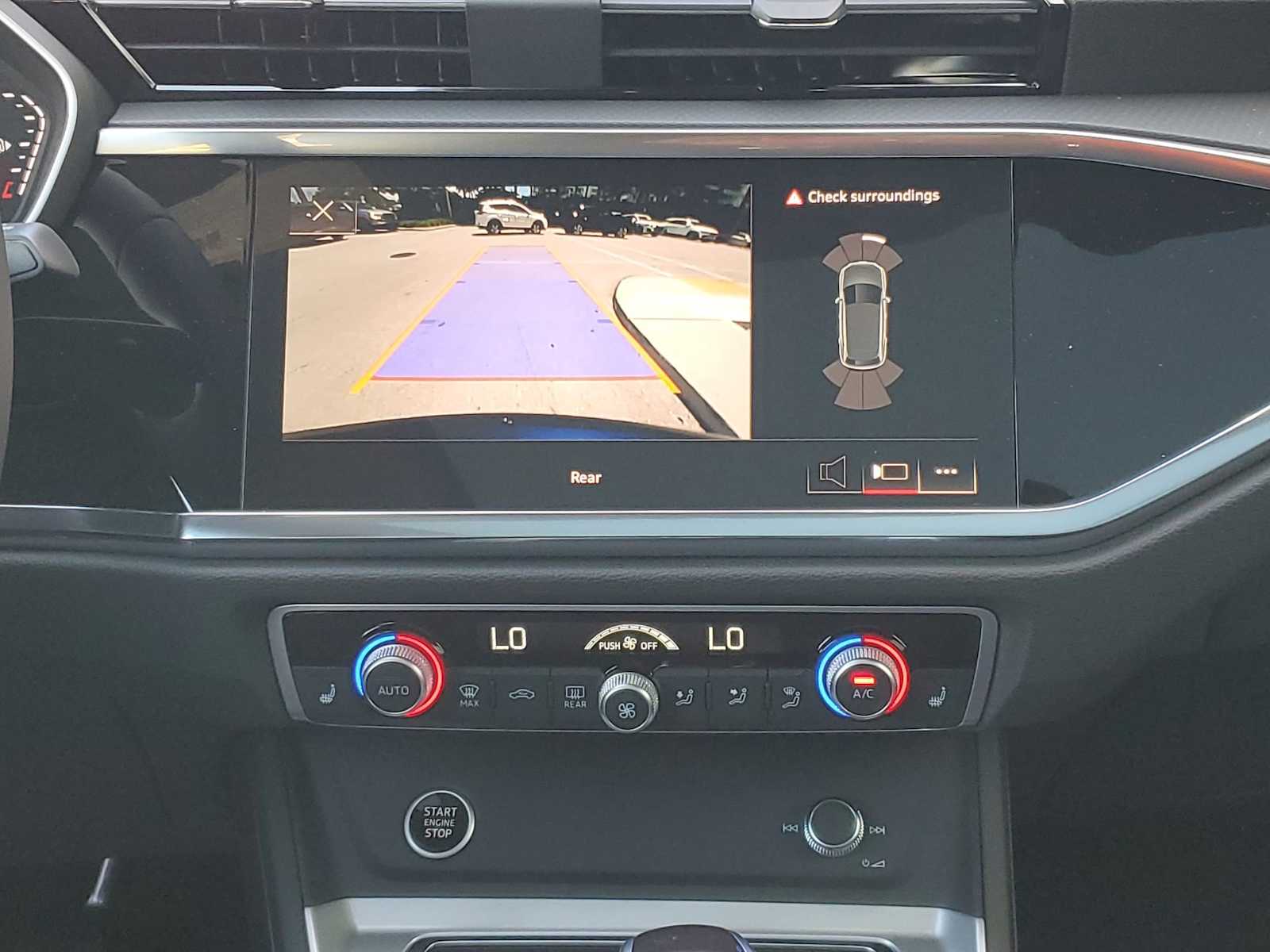 Thumbnail: 2025 Audi Q3 - 20