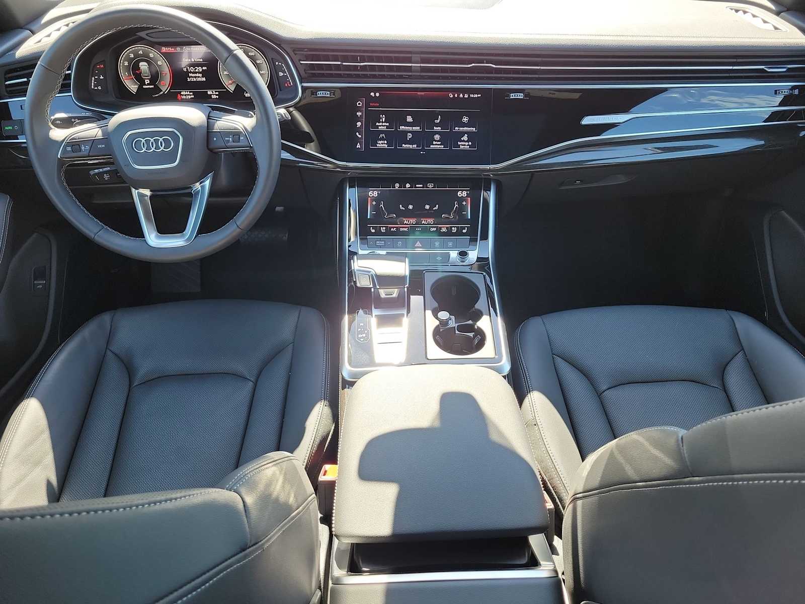 Thumbnail: 2025 Audi Q8 - 14