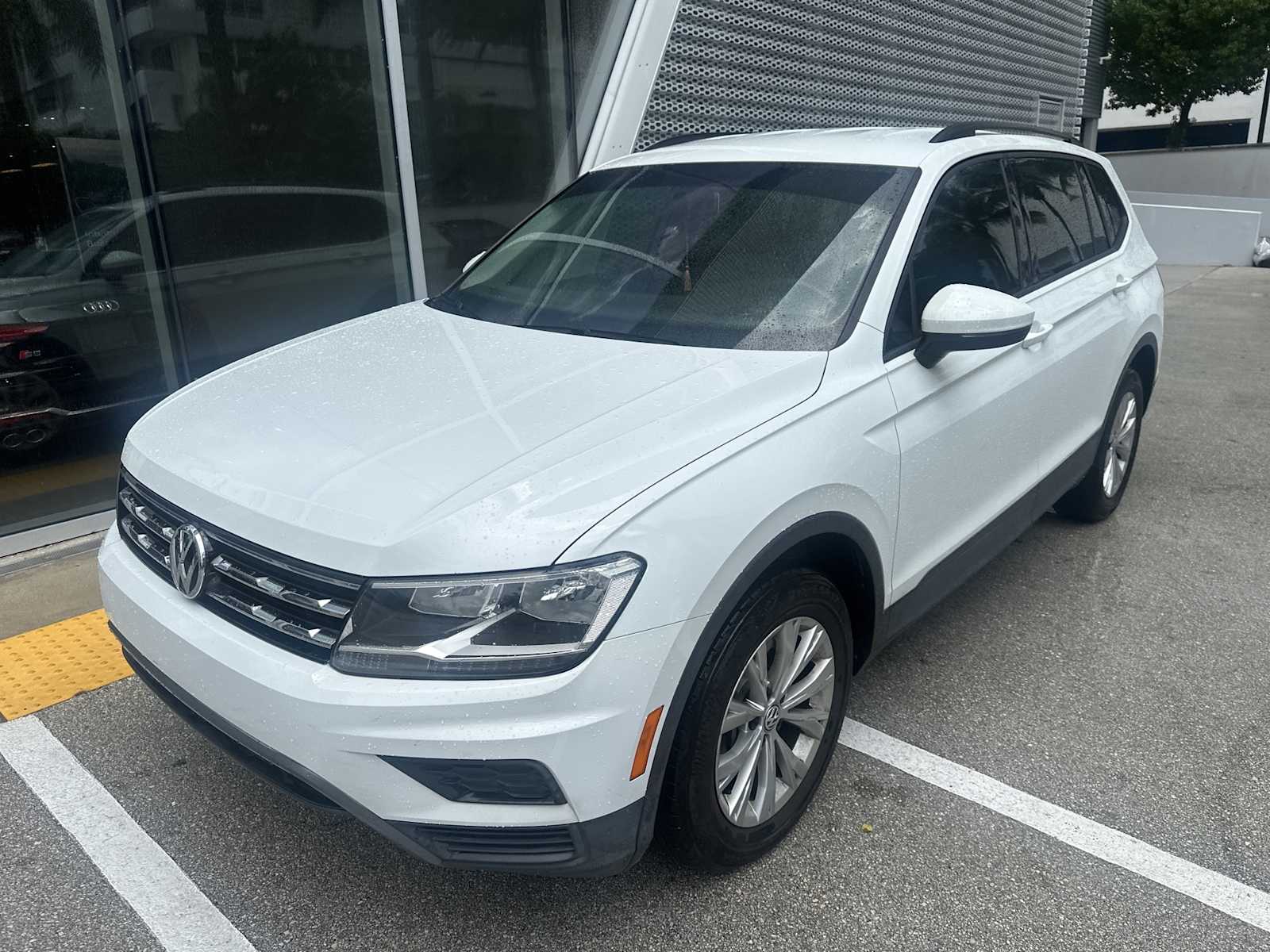 Thumbnail: 2019 Volkswagen Tiguan - 1