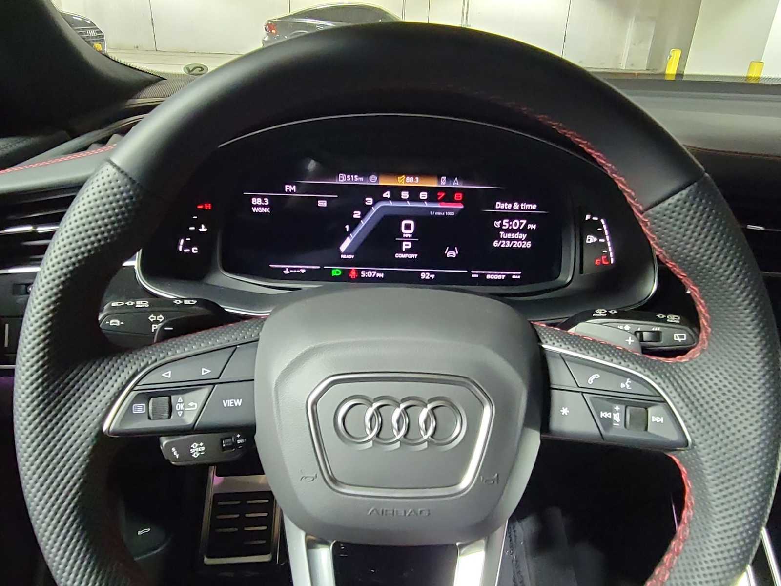 Thumbnail: 2026 Audi SQ8 - 18