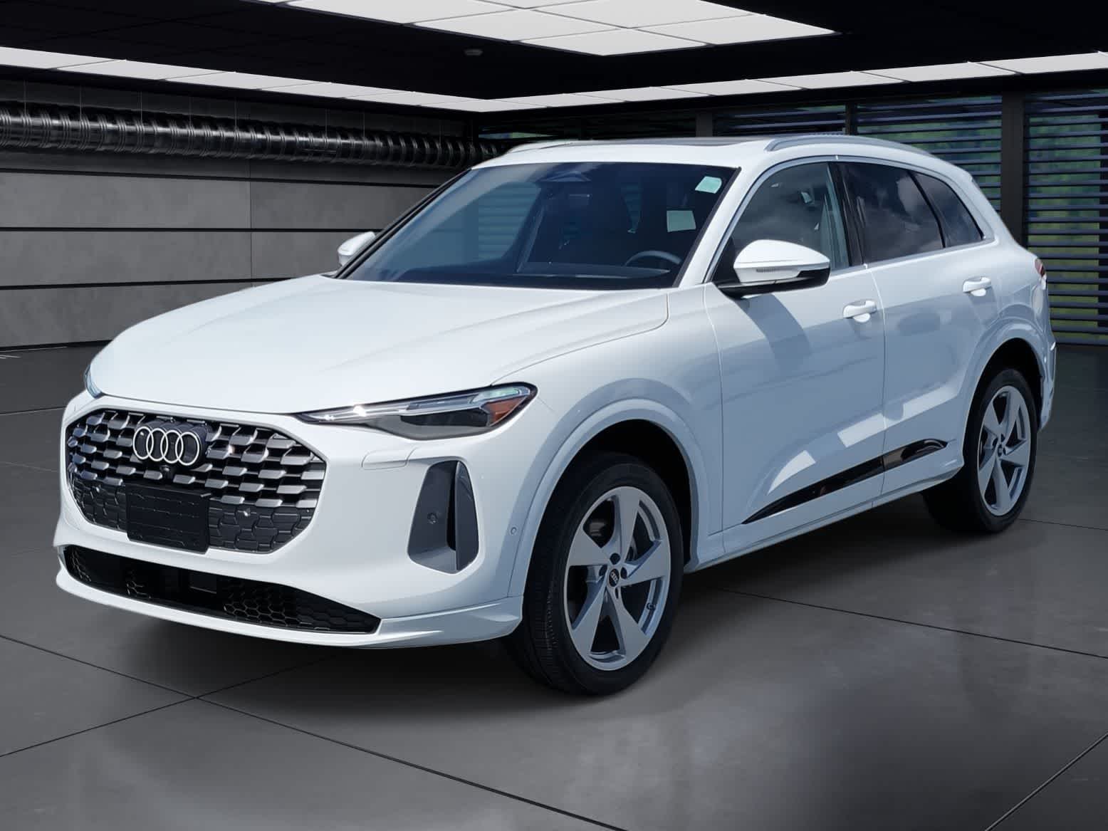 Thumbnail: 2026 Audi Q5 - 1