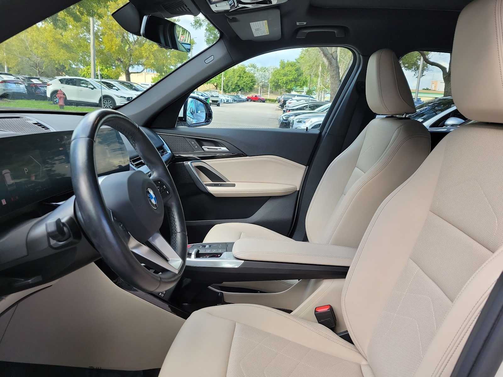 Thumbnail: 2023 BMW X1 - 11