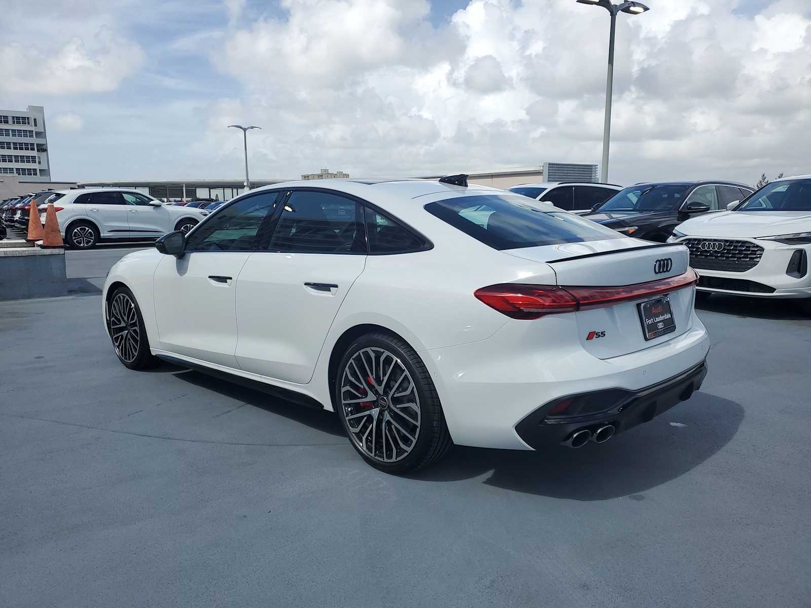 Thumbnail: 2025 Audi S5 - 4