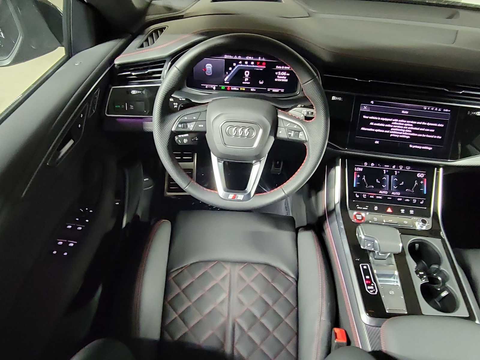 Thumbnail: 2026 Audi SQ8 - 11