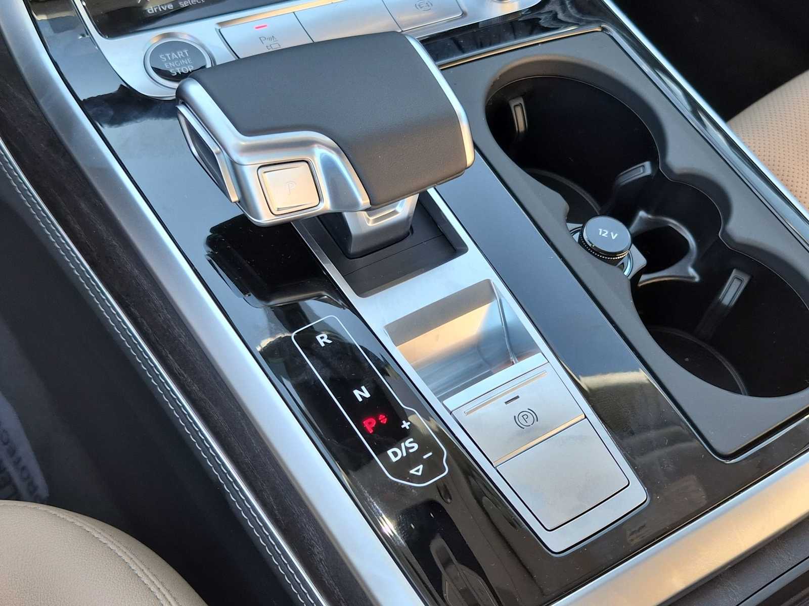 Thumbnail: 2026 Audi Q7 - 25