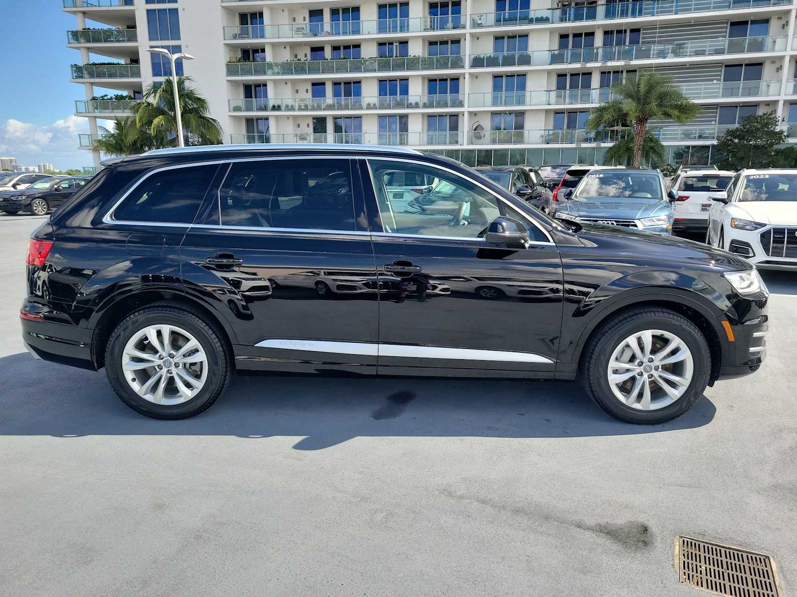Thumbnail: 2018 Audi Q7 - 7