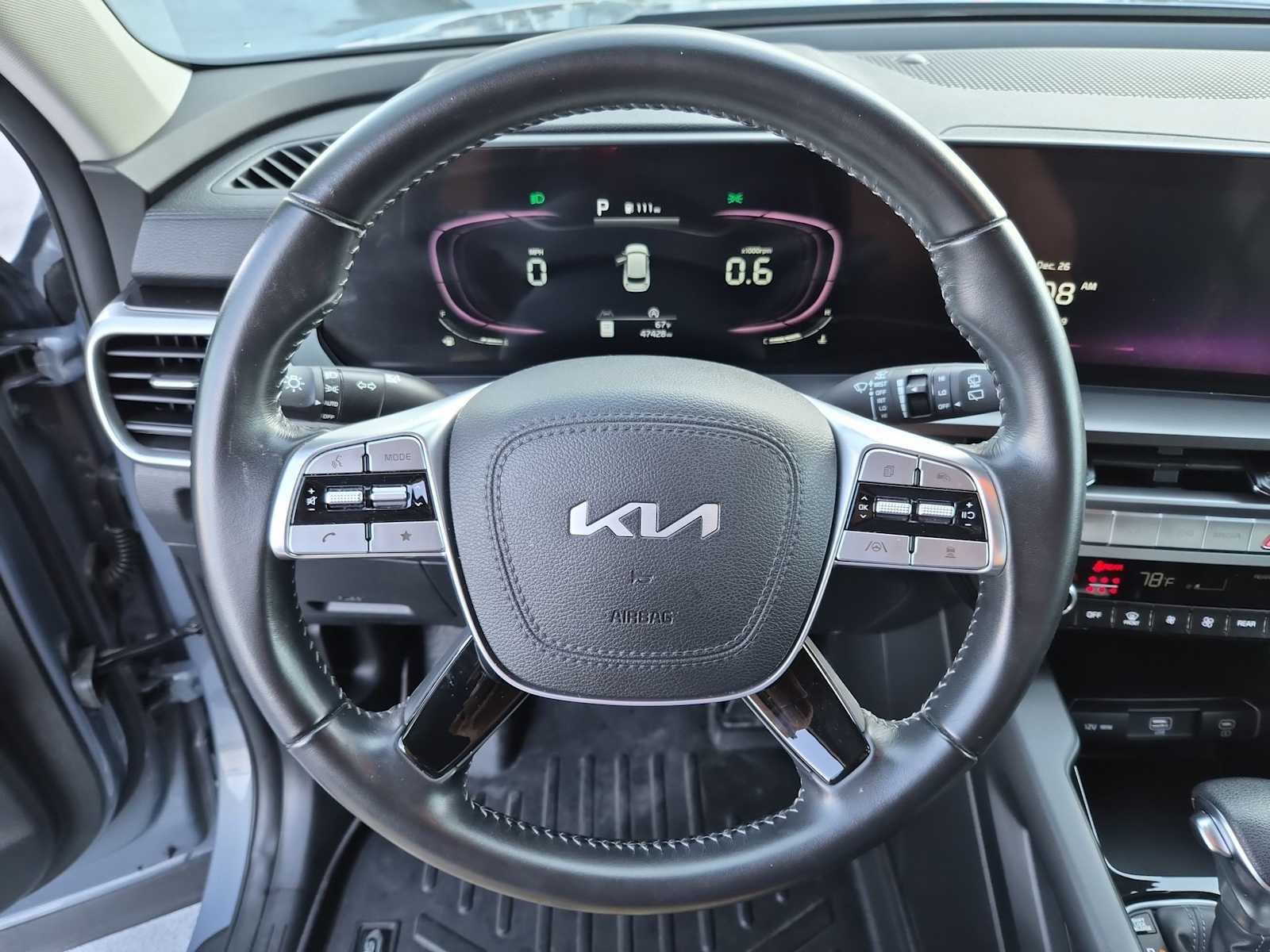 Thumbnail: 2023 Kia Telluride - 18