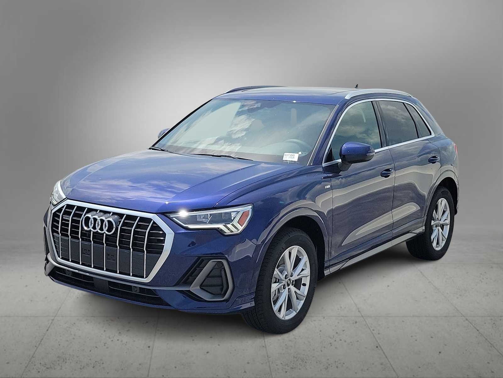Thumbnail: 2025 Audi Q3 - 1