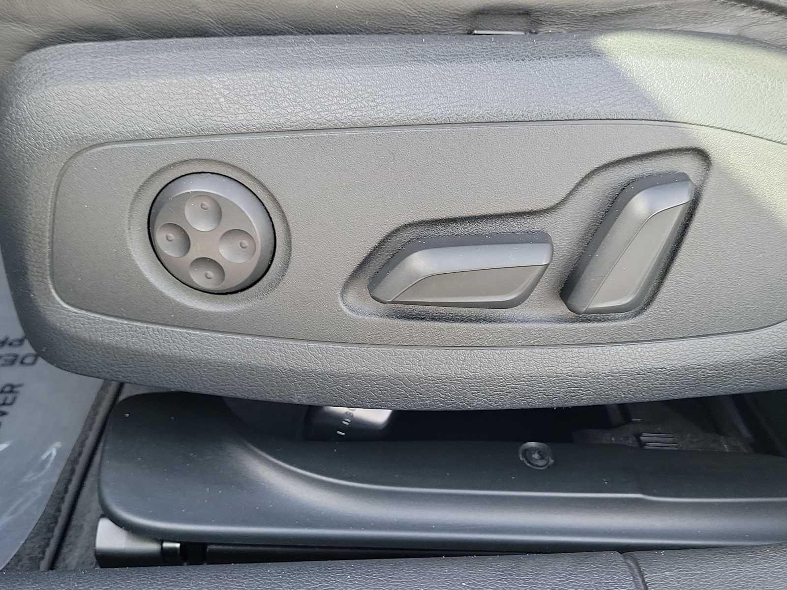 Thumbnail: 2020 Audi A4 - 16