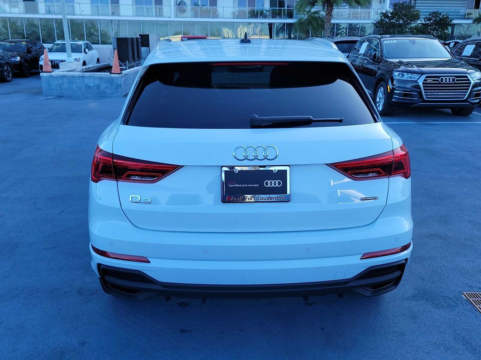 Thumbnail: 2023 Audi Q3 - 5