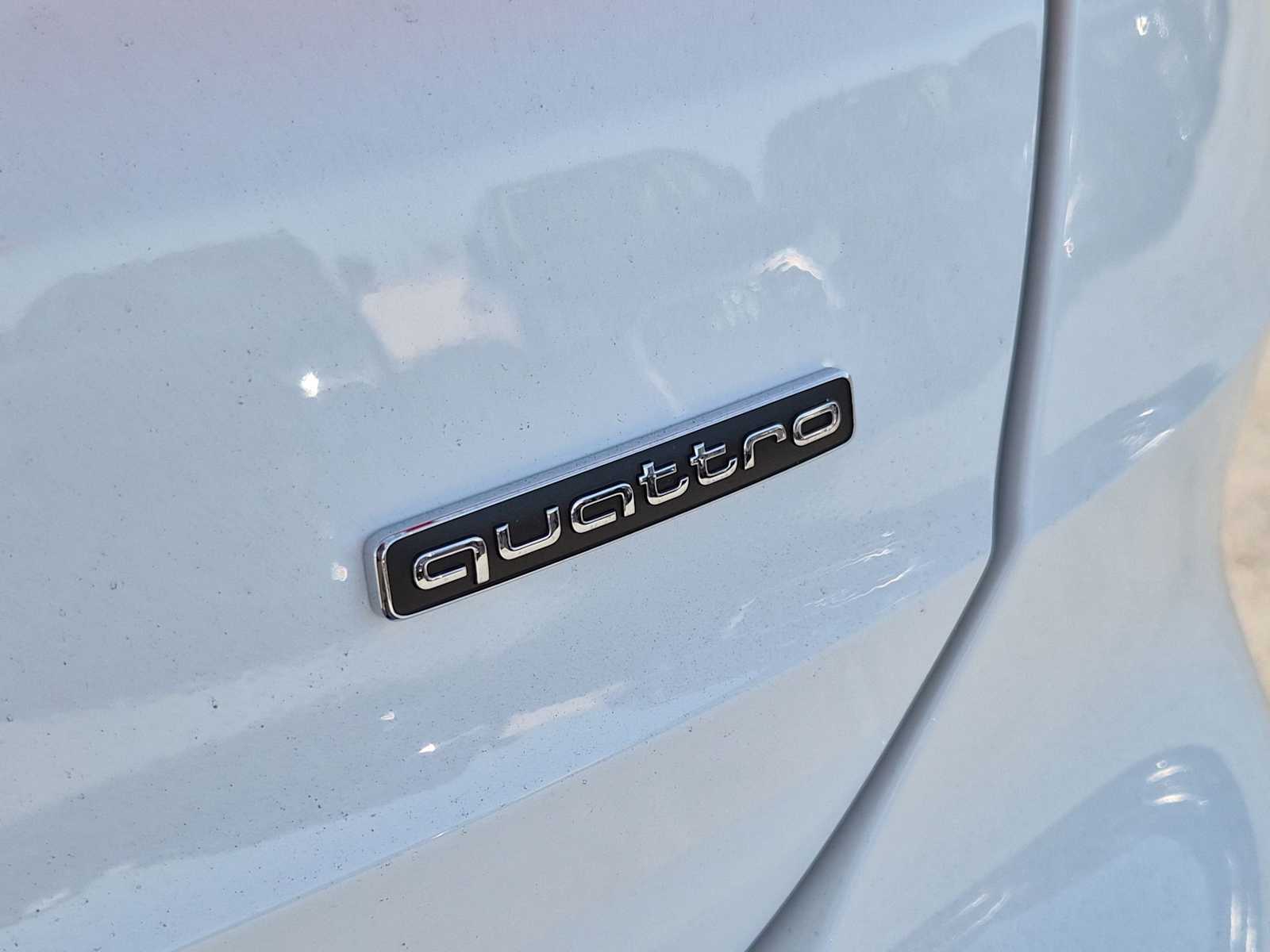 Thumbnail: 2025 Audi Q3 - 11