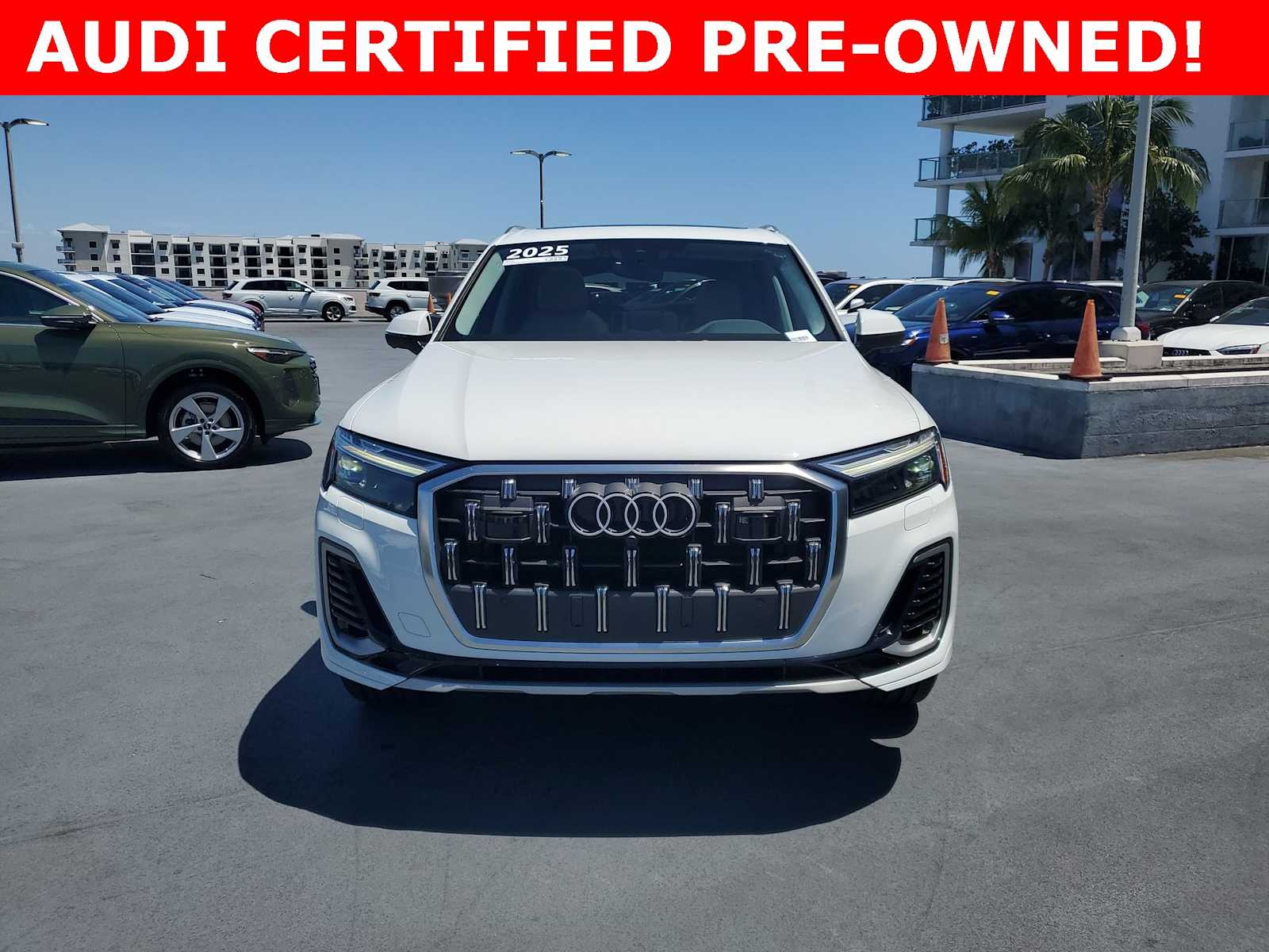 Thumbnail: 2025 Audi Q7 - 9