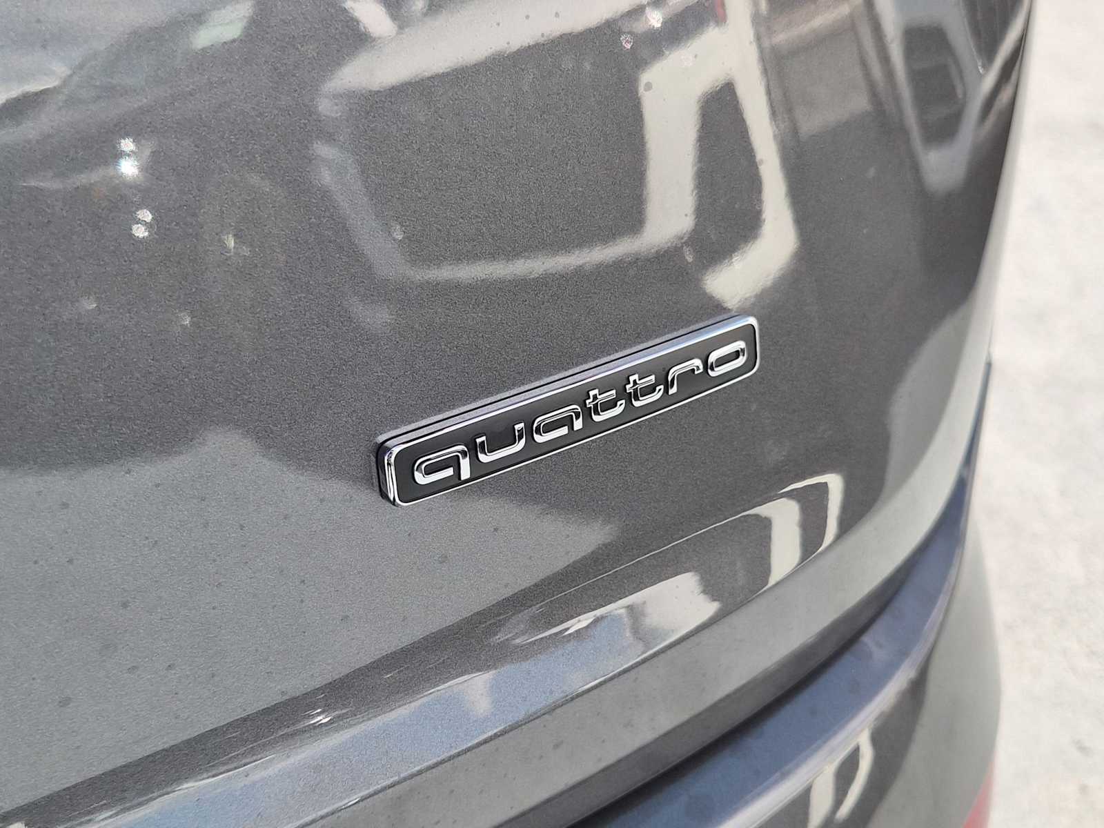 Thumbnail: 2026 Audi Q7 - 11