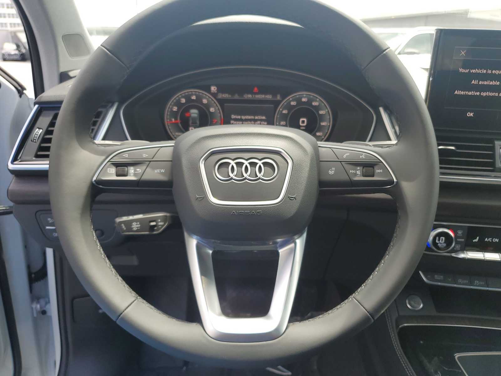 Thumbnail: 2023 Audi Q5 - 20