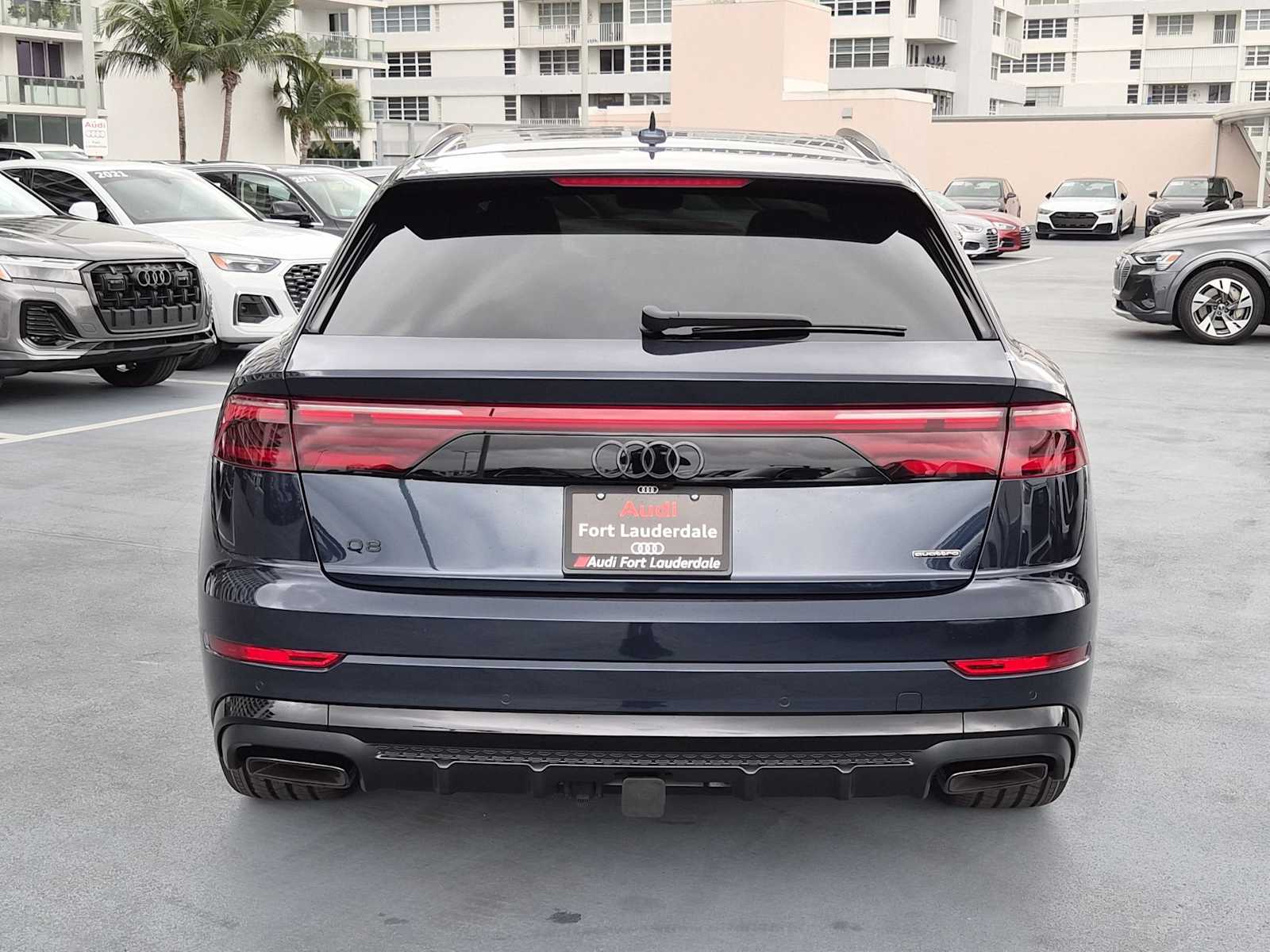 Thumbnail: 2026 Audi Q8 - 5