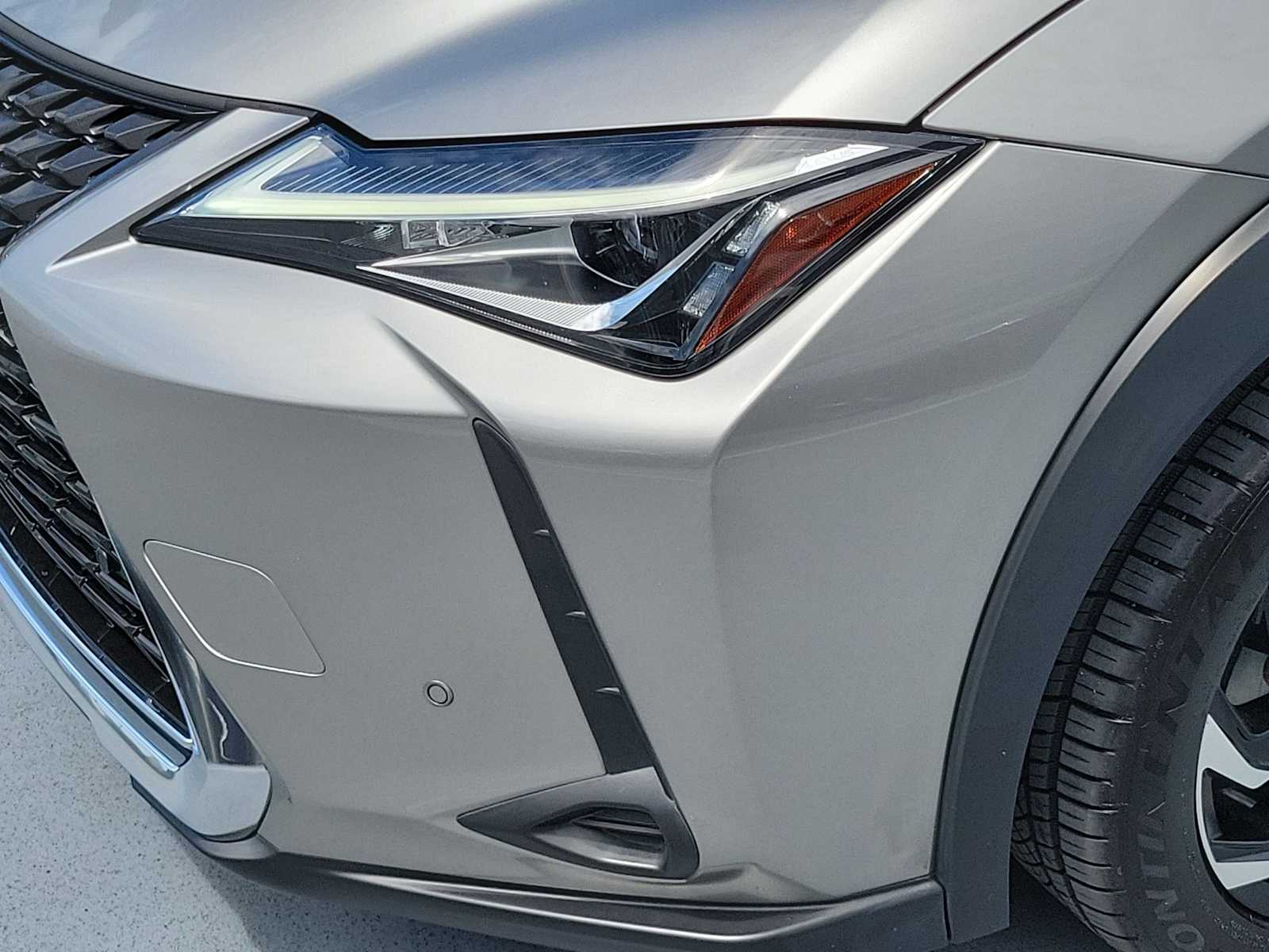 Thumbnail: 2021 Lexus UX - 10