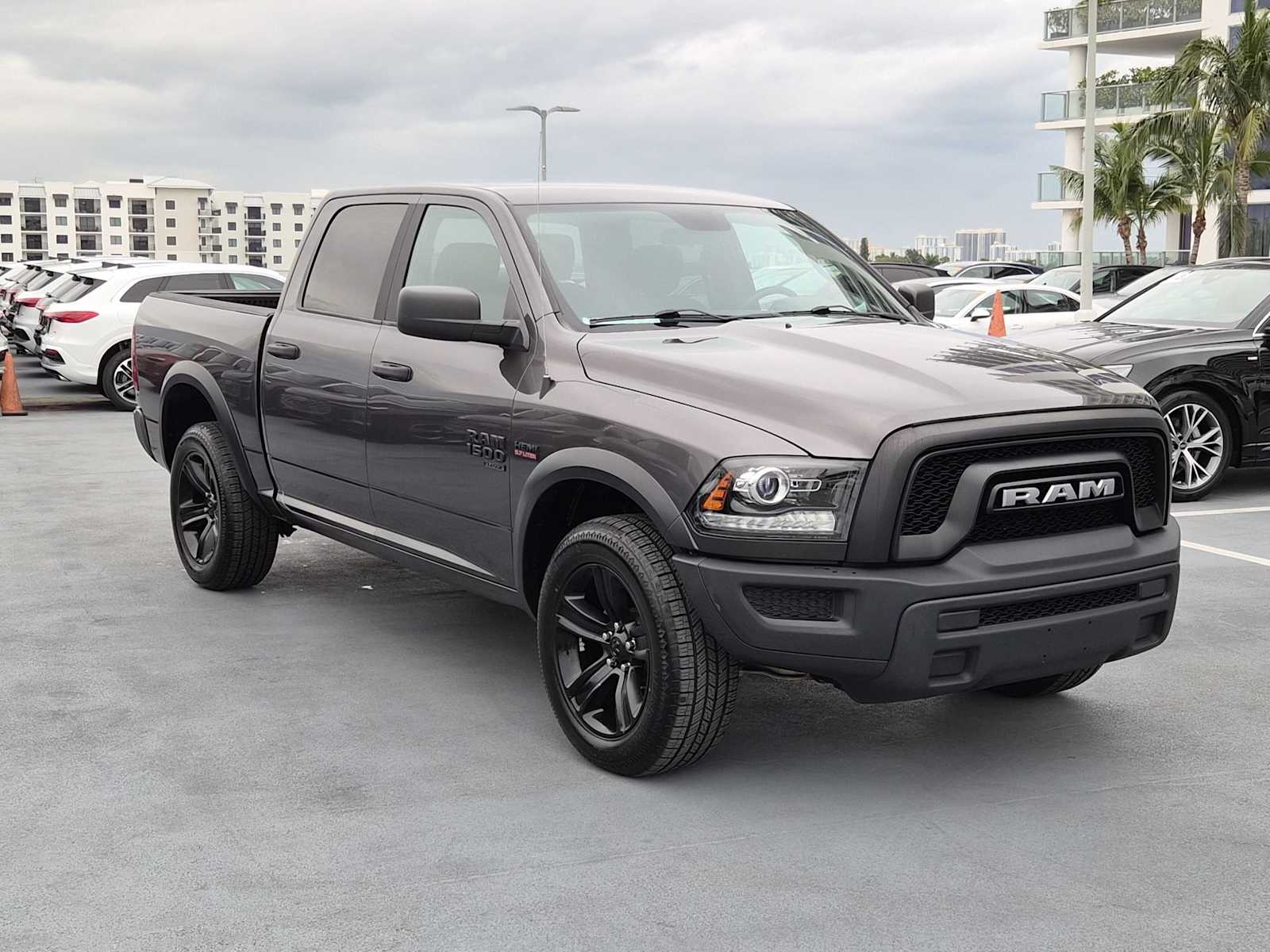 Thumbnail: 2021 RAM 1500 Classic - 6