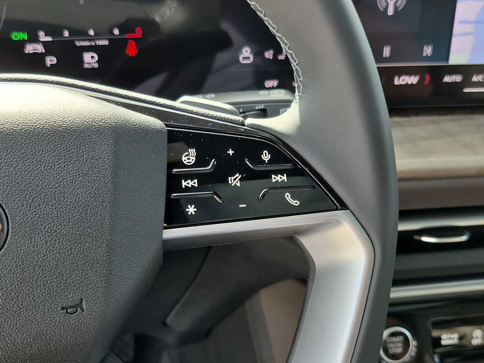 Thumbnail: 2025 Audi Q5 - 22