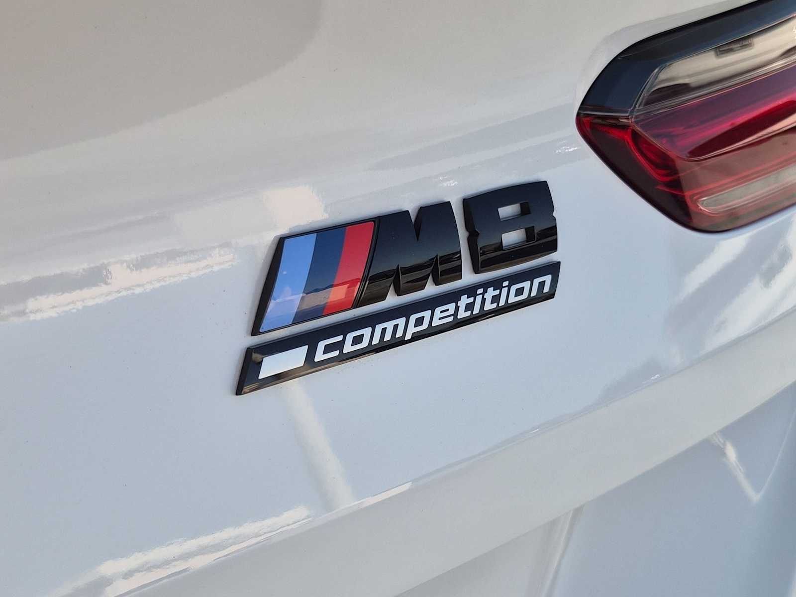 Thumbnail: 2023 BMW M8 - 11